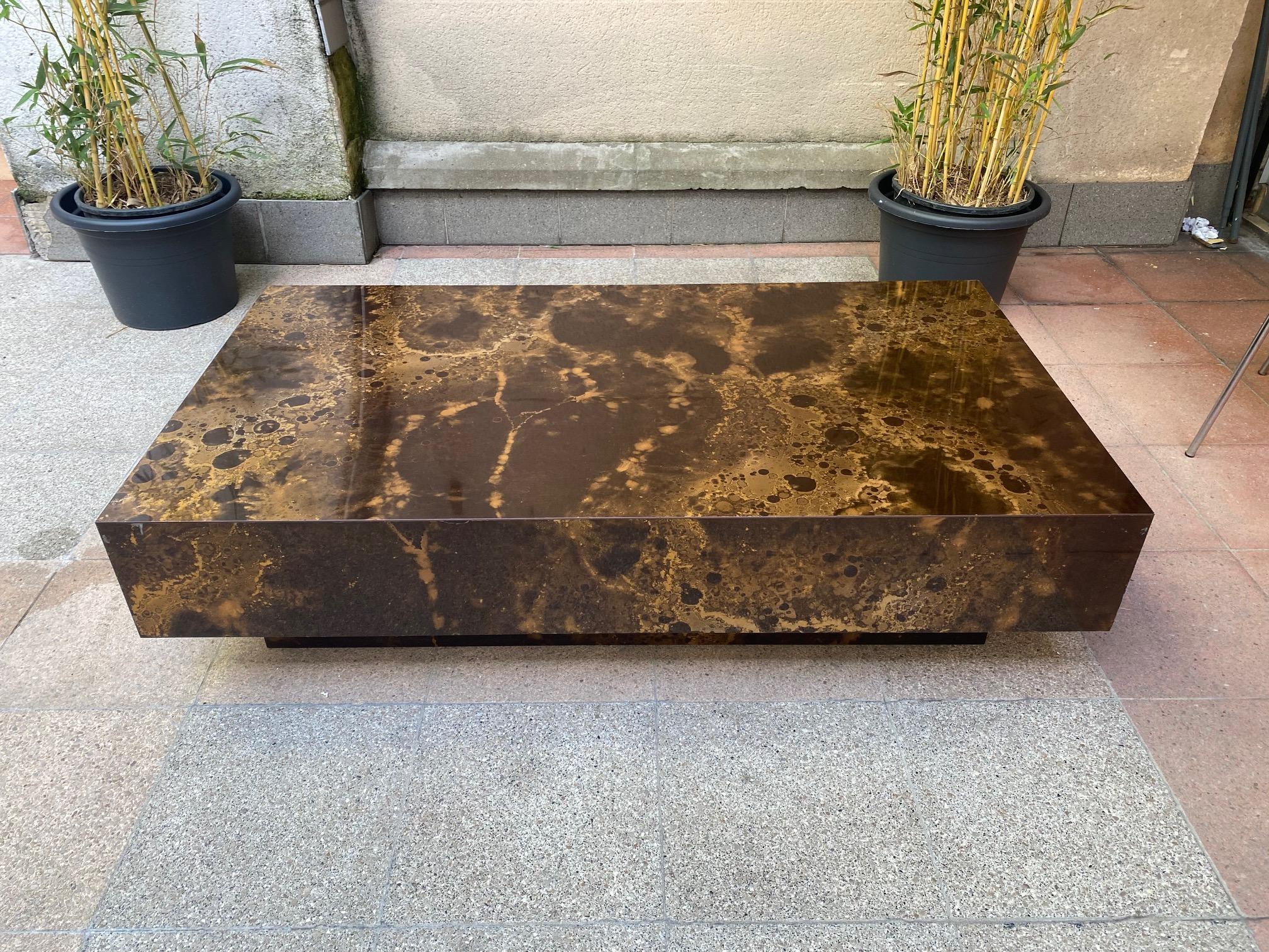 Late 20th Century Guy lefevre For Roche Bobois  Solar flare coffee table  Wood/ lacquered melamine