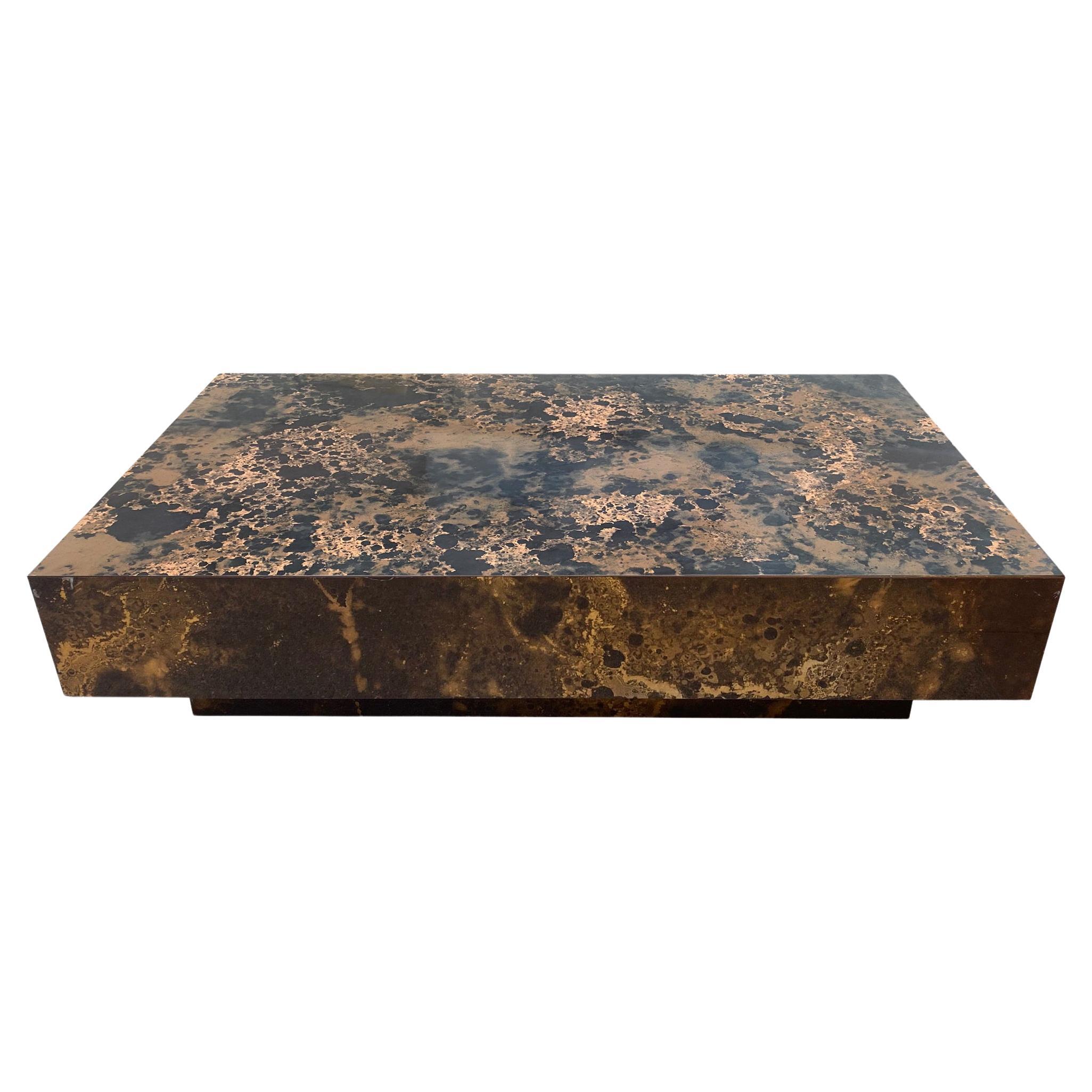Guy lefevre For Roche Bobois  Solar flare coffee table  Wood/ lacquered melamine For Sale
