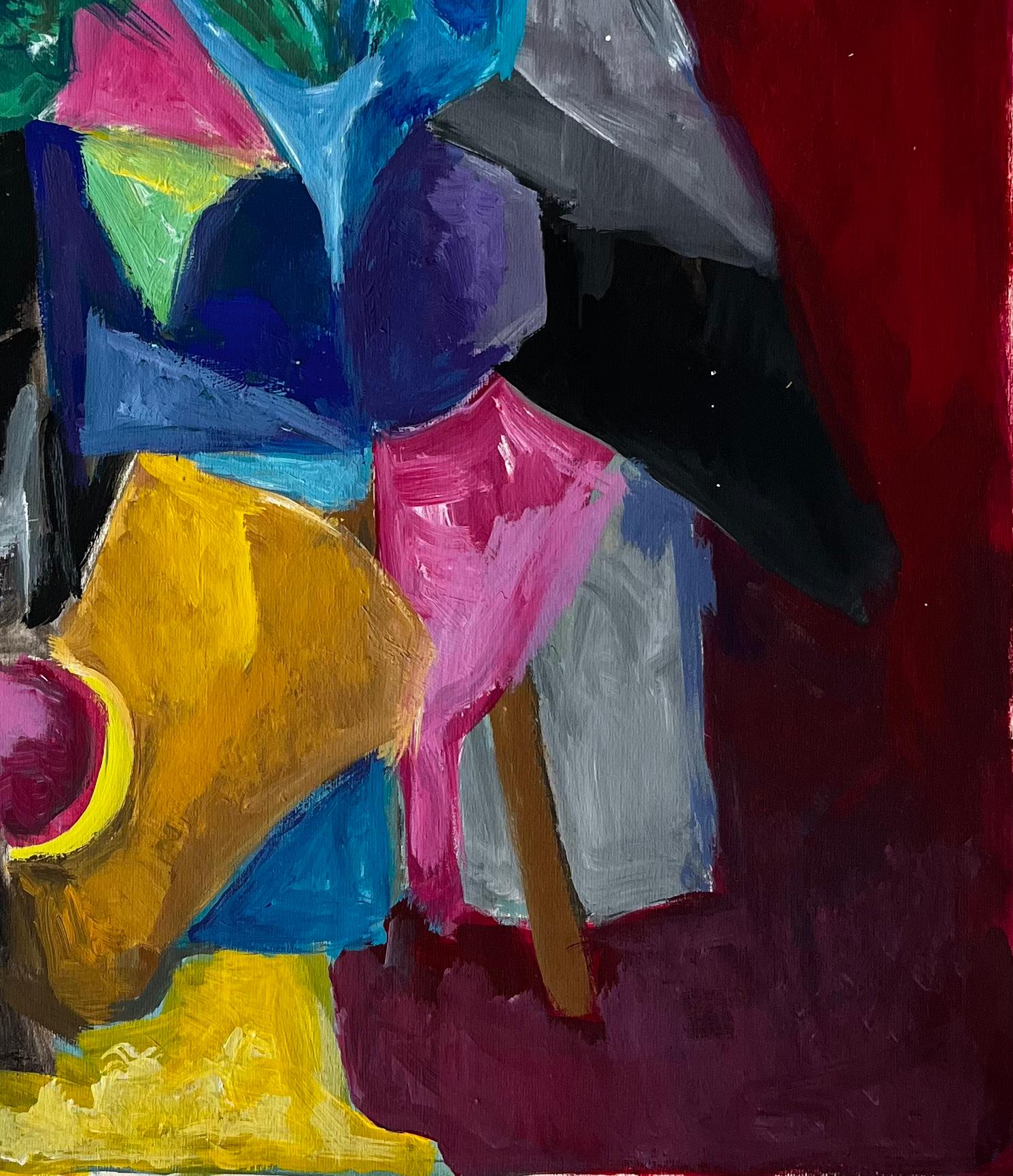 Nature morte cubiste abstraite avec vase à fleurs et rideau rouge Gouache française en vente 1