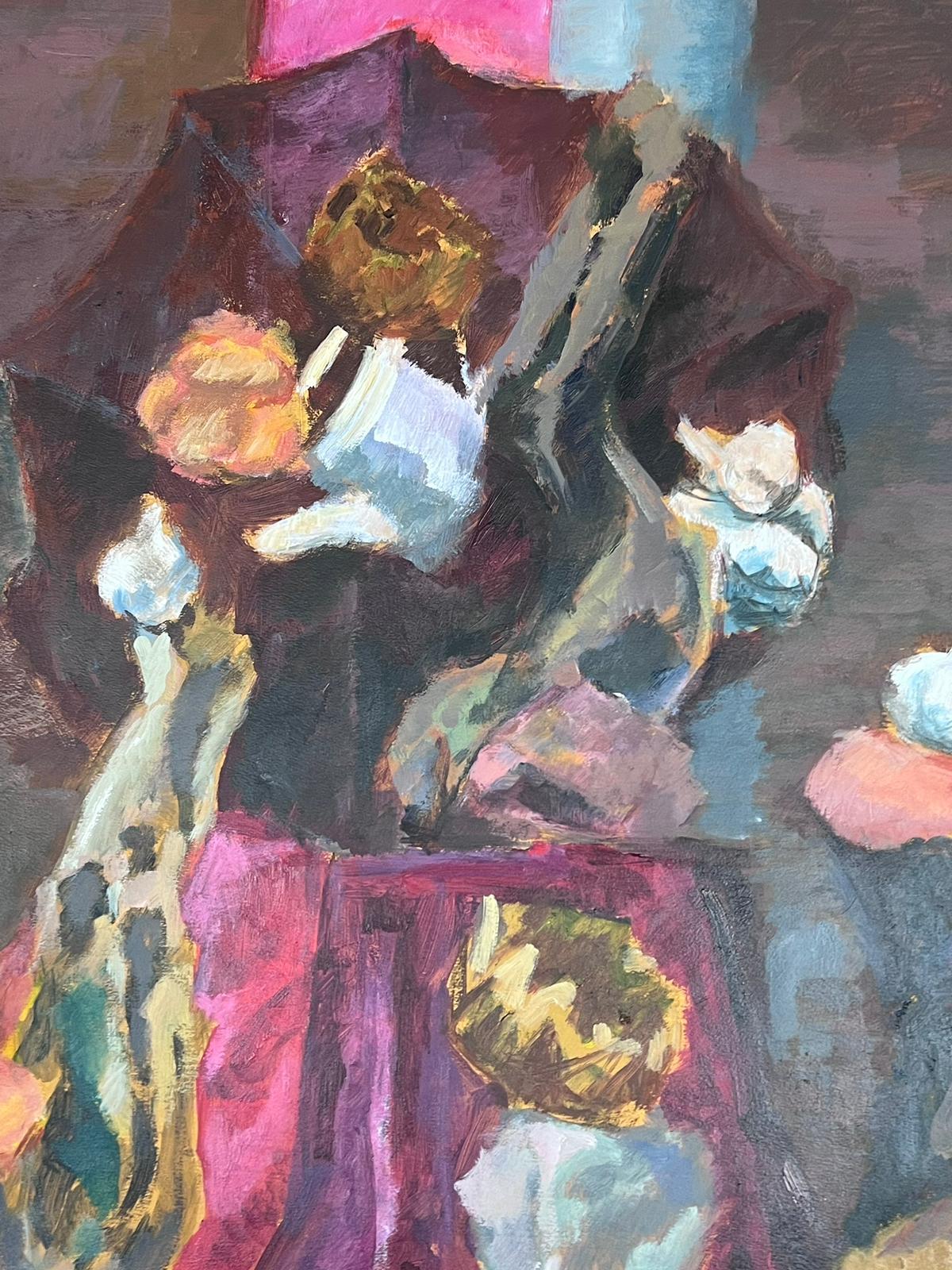 Lila Interieur
von Guy Nicod
(Französisch 1923 - 2021)
Öl auf Künstlerpapier, ungerahmt
Gemälde : 26 x 20 Zoll
Herkunft: Künstlernachlass, Frankreich
Zustand: sehr guter und gesunder Zustand