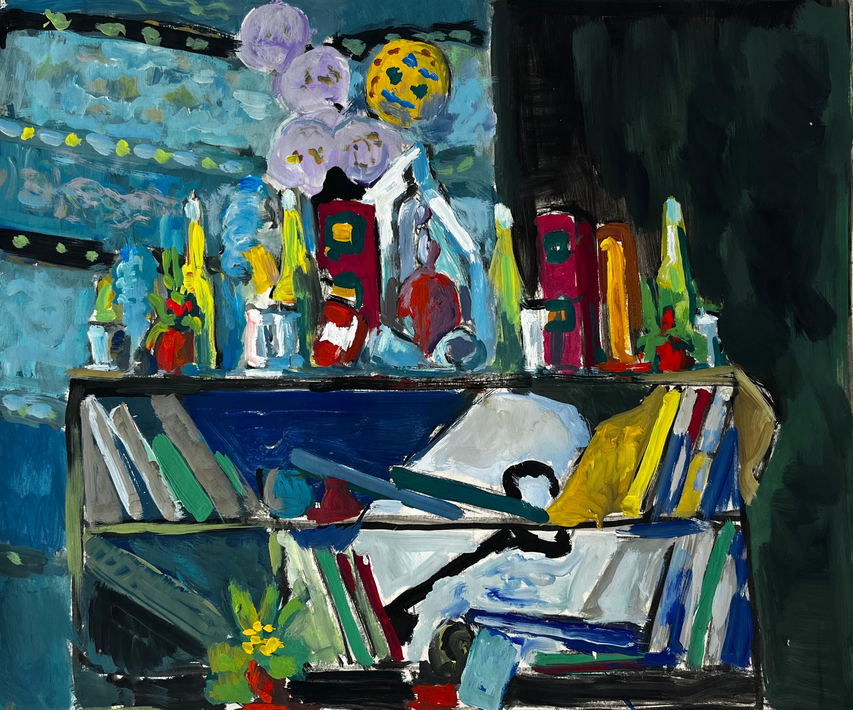 Still-Life Painting Guy Nicod - Nature morte moderniste avec bouteilles de livres et intérieur bleu Gouache française