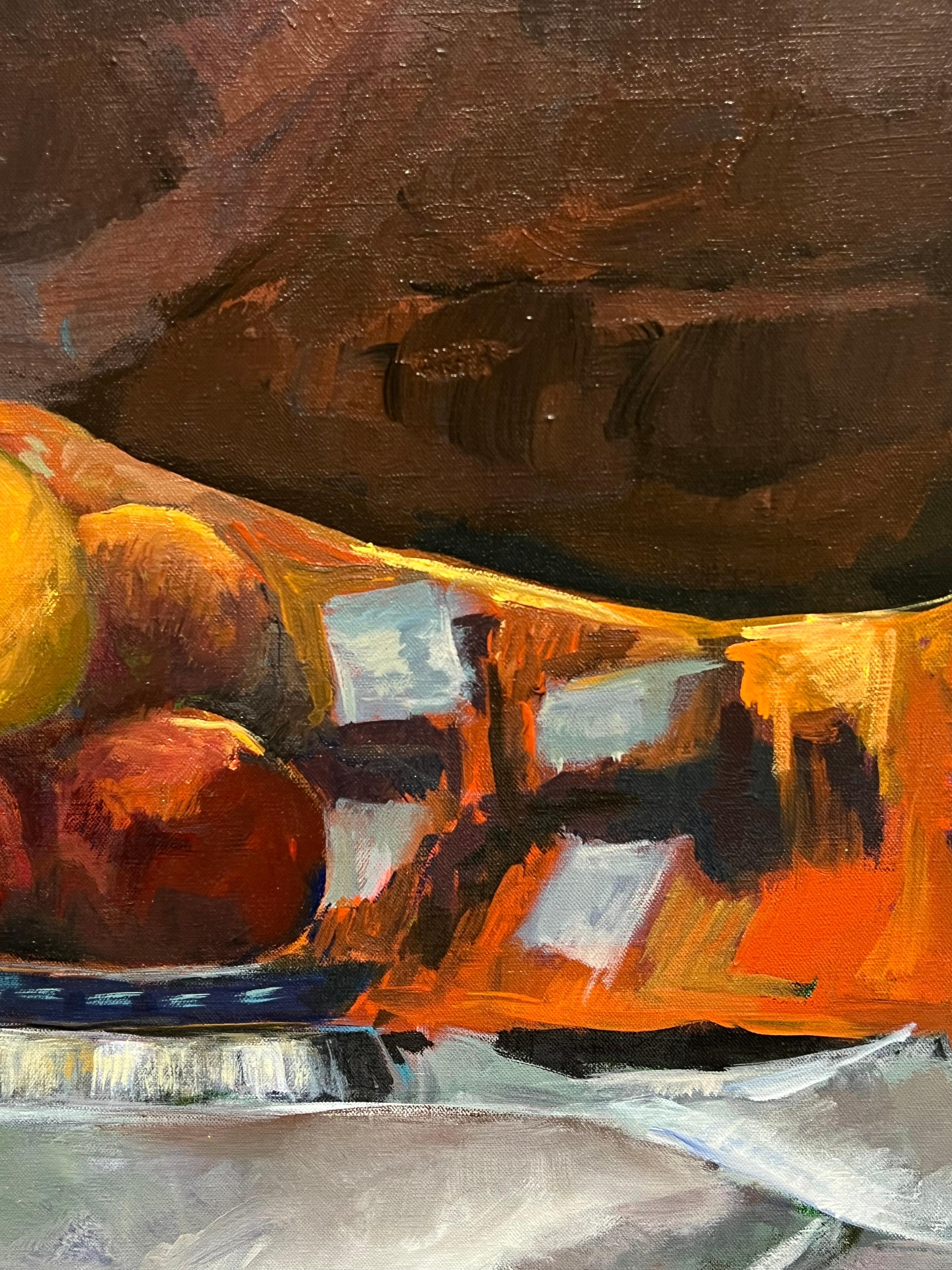 Coupe de fruits orange et pommes  Nature morte d'intérieur brune 20e siècle Huile française - Post-impressionnisme Painting par Guy Nicod