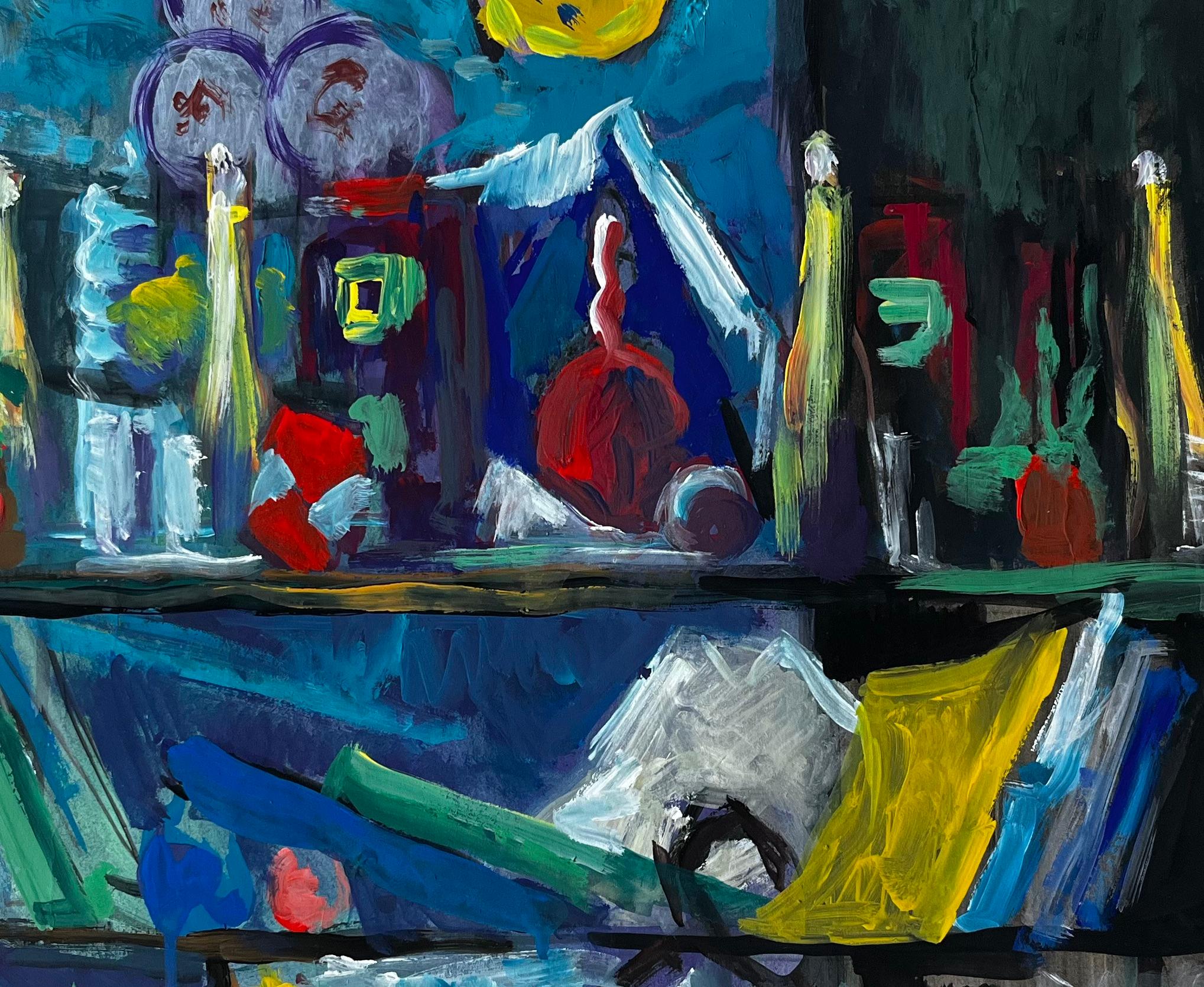 Nature morte avec bouteilles de livres et tissu jaune Gouache moderniste française en vente 2
