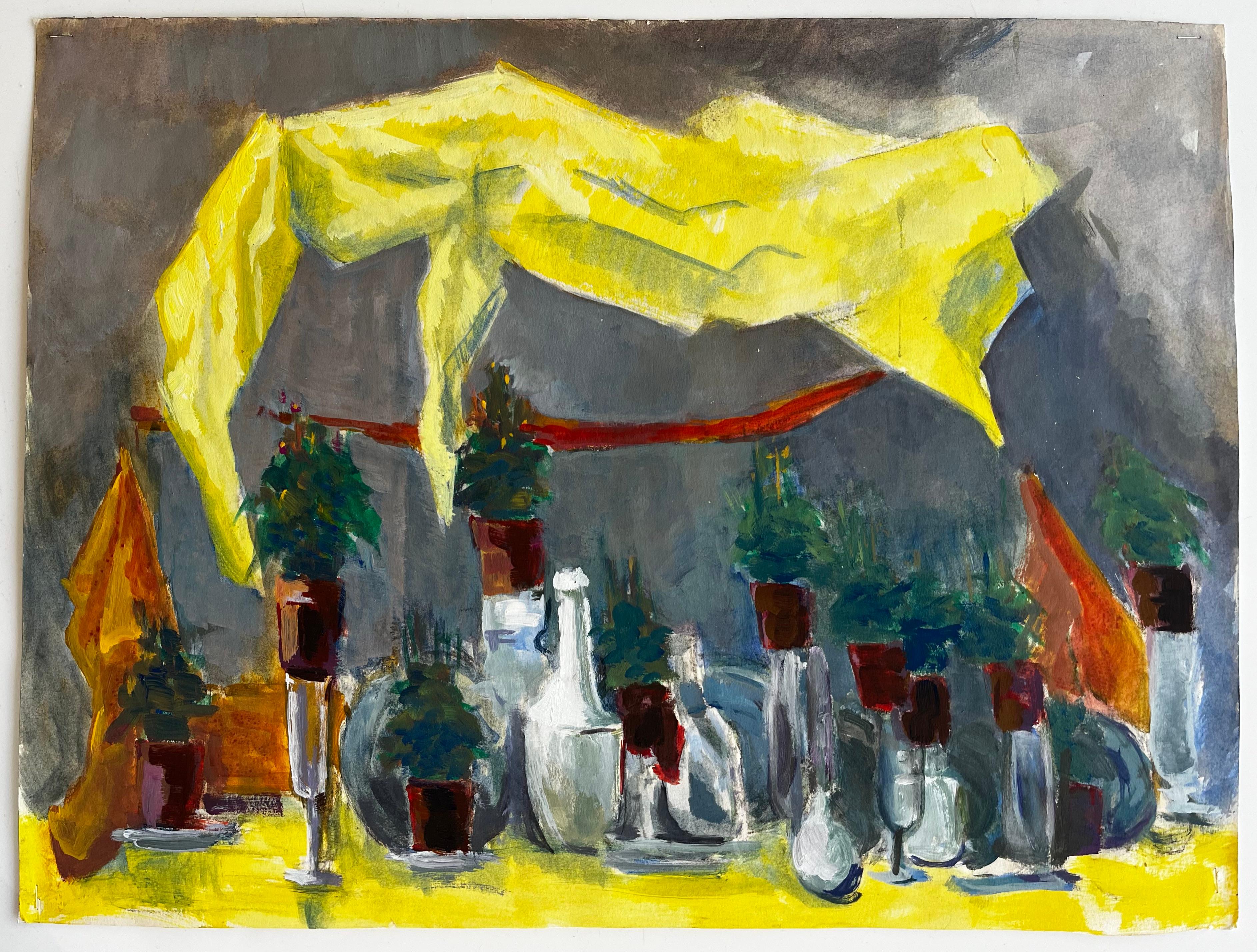 Bottiglie con drappo giallo, bicchieri e piante in vaso Natura morta modernista - Painting di Guy Nicod