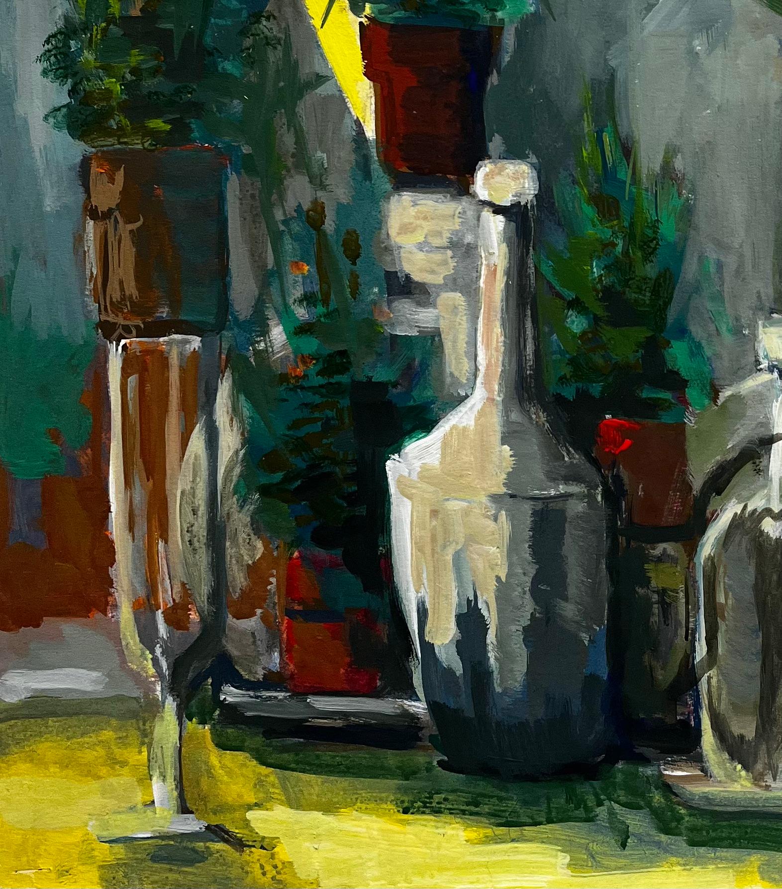 Tissu drapé jaune Bouteilles grises et plantes en pot Nature morte moderniste française - Moderne Painting par Guy Nicod