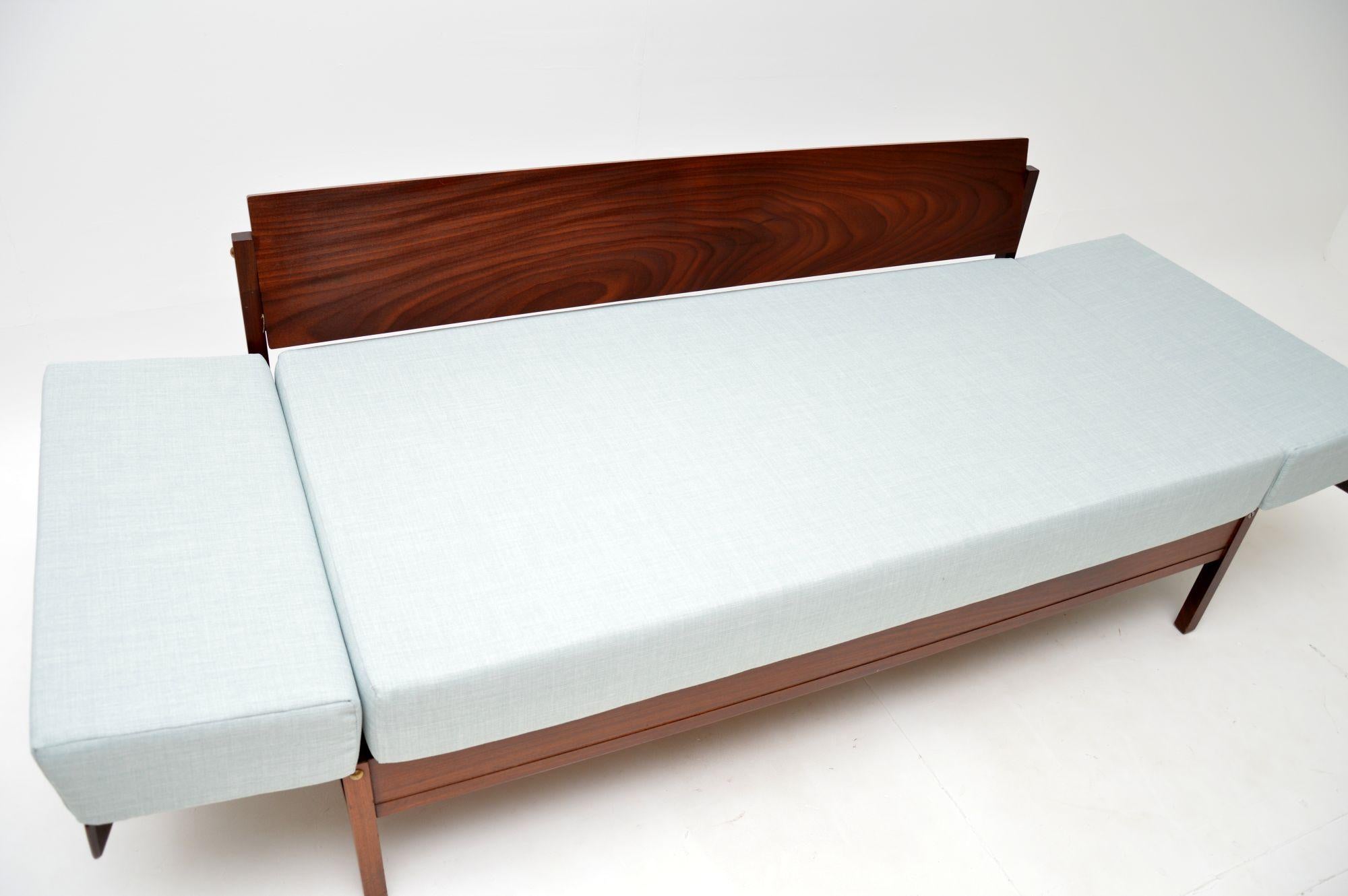 English Guy Rogers Gambit Sofa Bed Vintage, 1960's