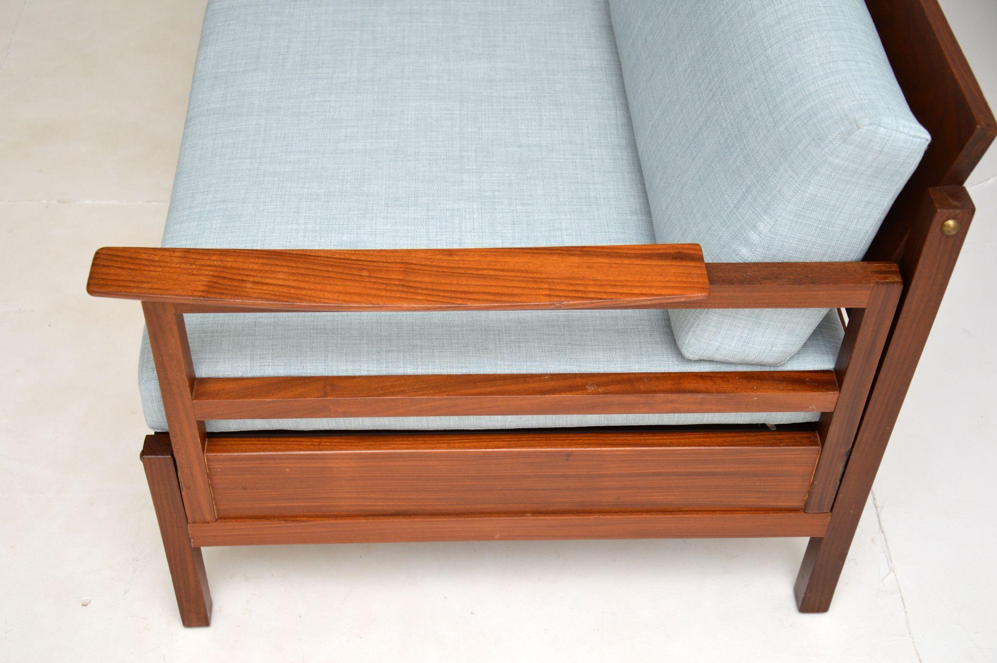 Guy Rogers Gambit Sofa Bed Vintage, 1960’s In Good Condition In London, GB