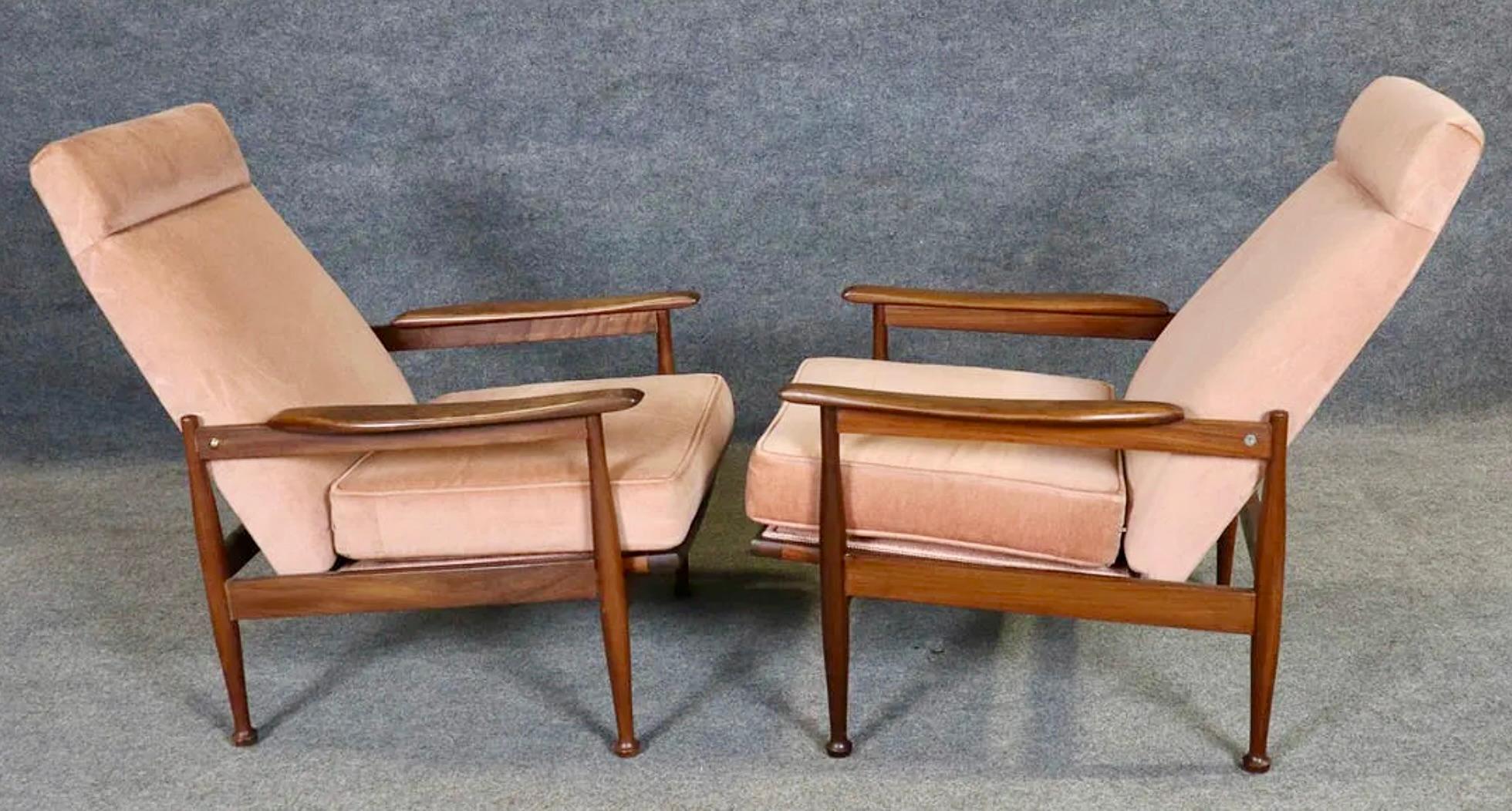 Guy Rogers 'Manhattan' Lehnsessel (Moderne der Mitte des Jahrhunderts) im Angebot