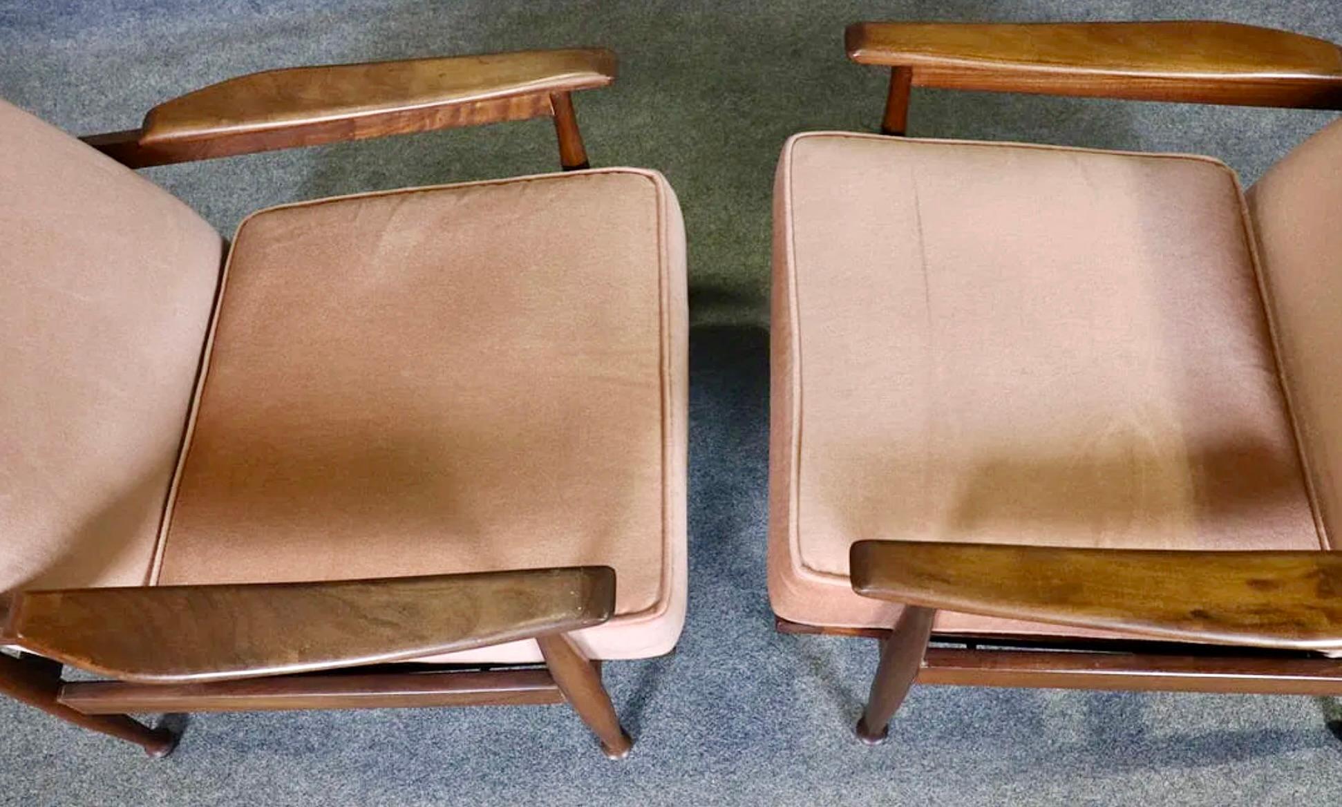 Guy Rogers 'Manhattan' Lehnsessel im Zustand „Gut“ im Angebot in Brooklyn, NY