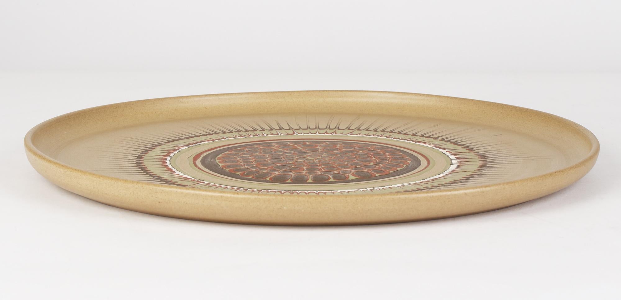 Guy Sydenham Poole Pottery Cargador grande de cerámica artística modernista estilizada con rayo de sol Gres en venta