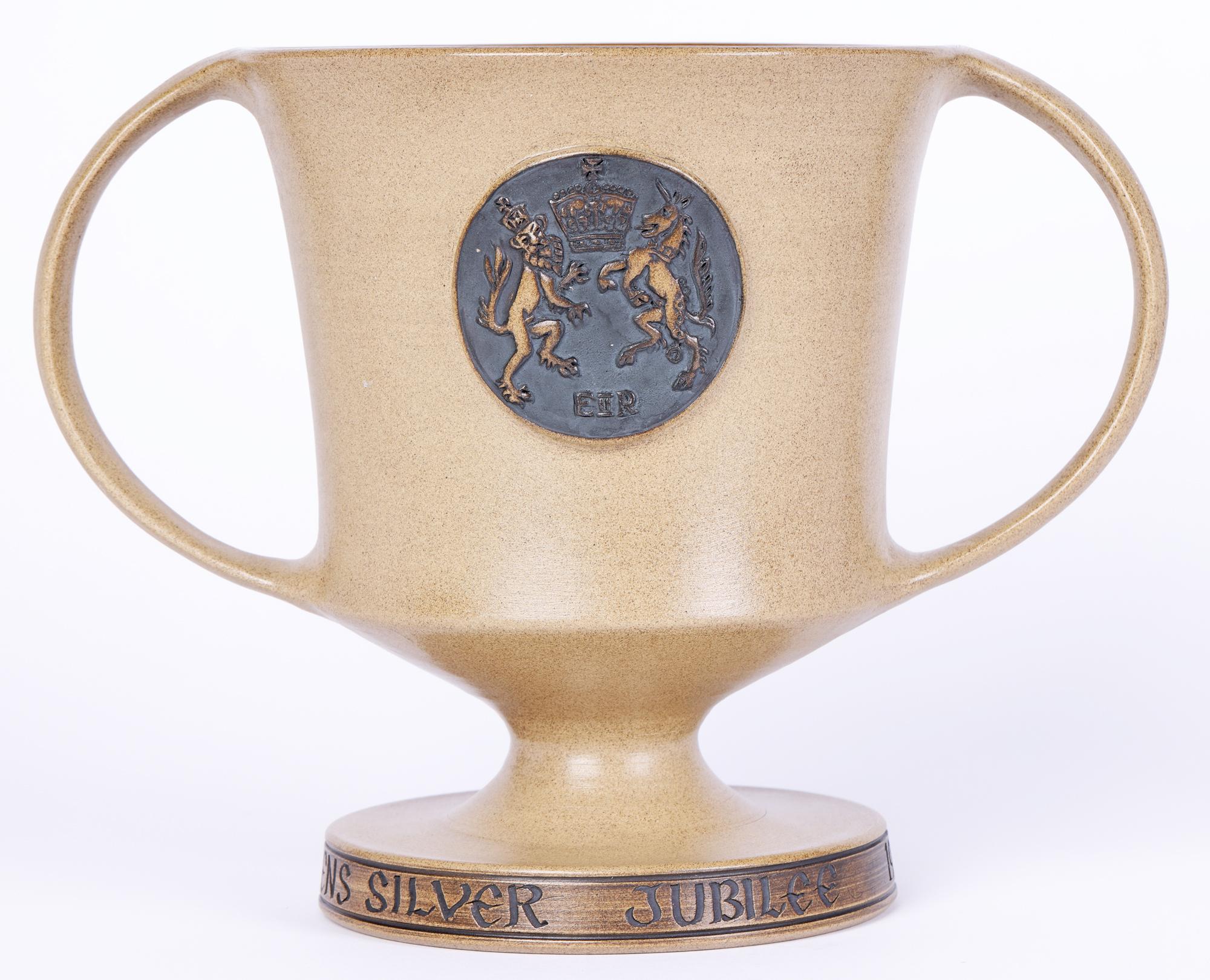 Late 20th Century Guy Sydenham Poole Pottery Ltd Edn QEII Silver Jubilee Loving Mug For Sale