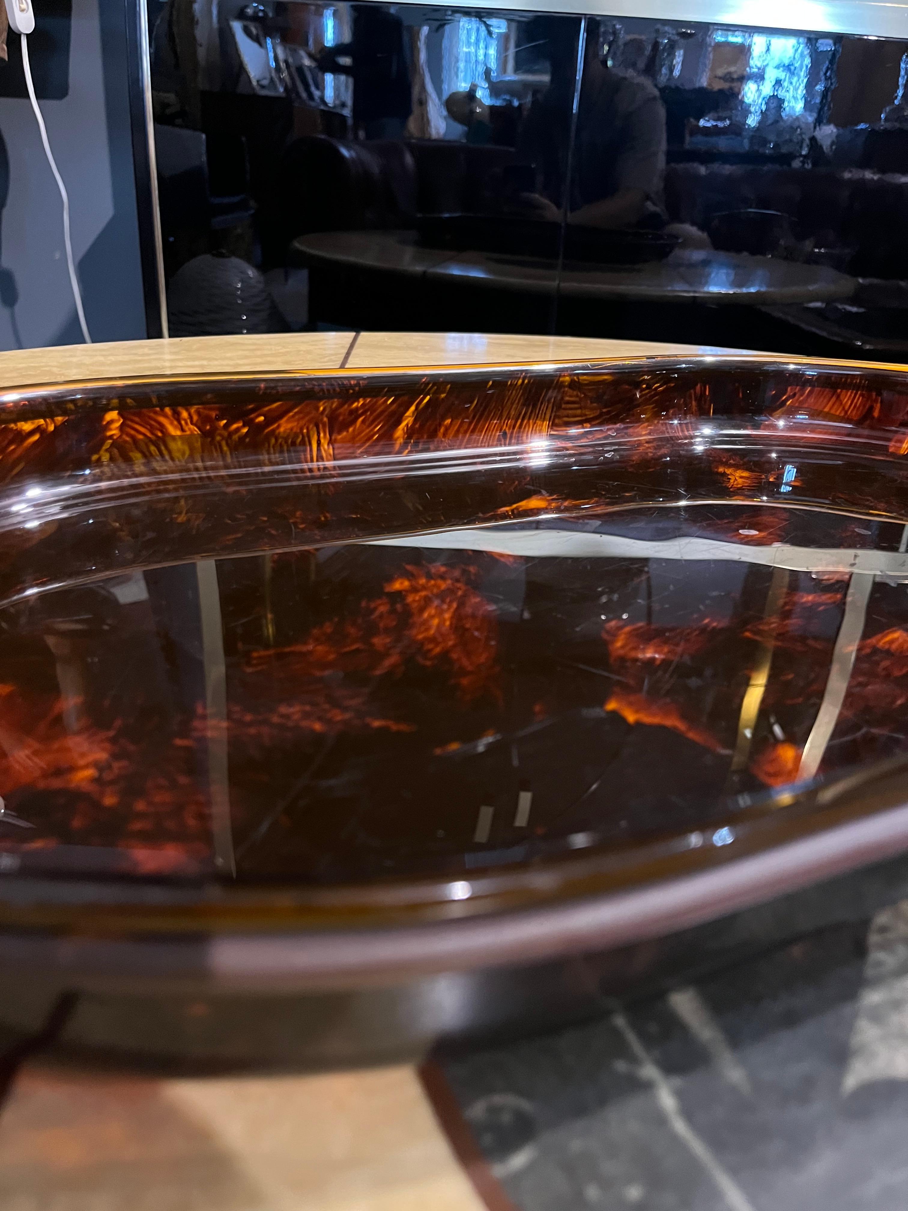 Late 20th Century Guzzini 1970s brass and lucite faux tortoise bar tray For Sale