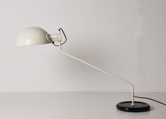 Guzzini, Adjustable Desk Lamp, White and Black Table Lamp, Italy, 1970s