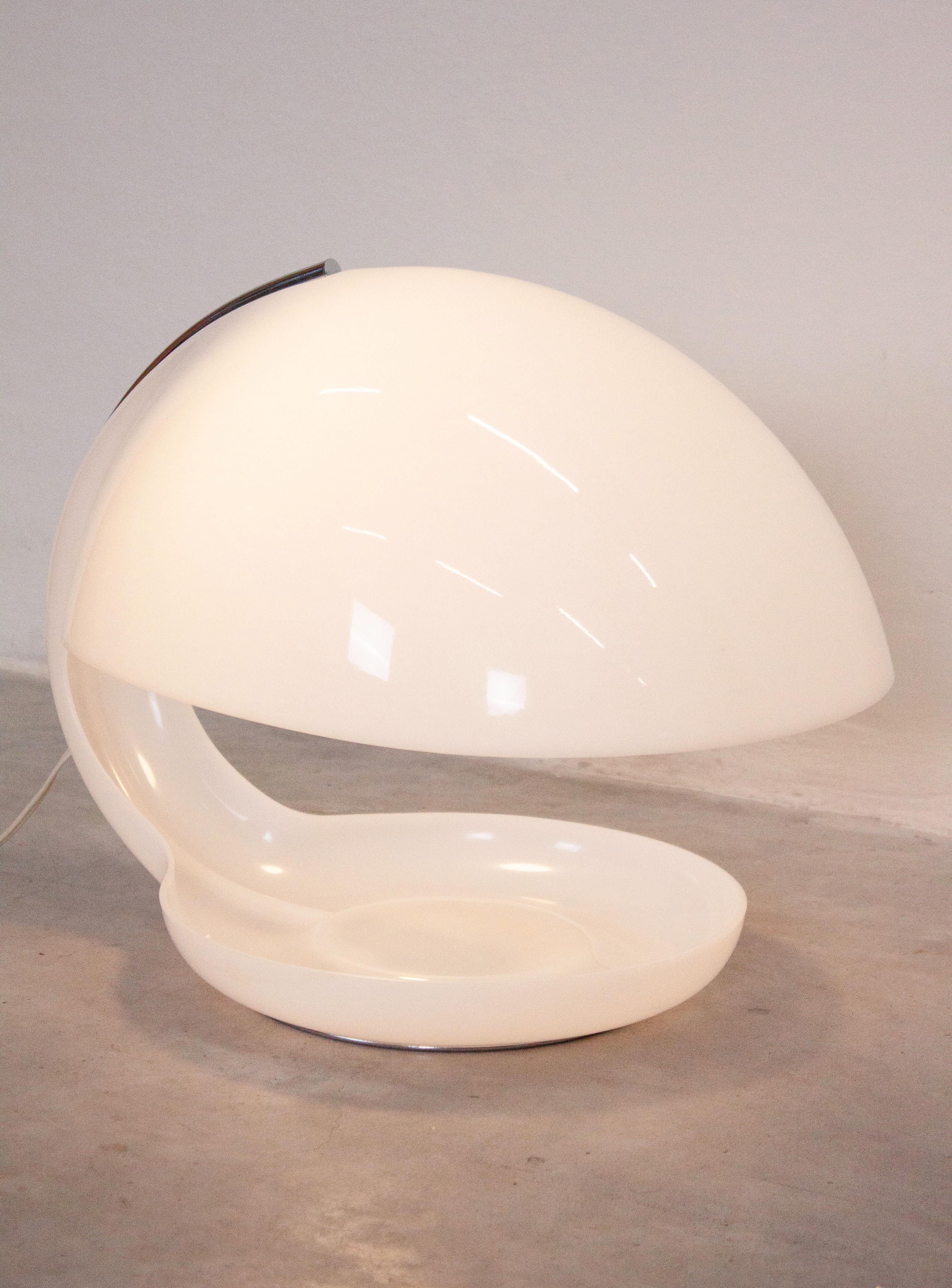Guzzini Fiona Table Lamp by Luigi Massoni 2