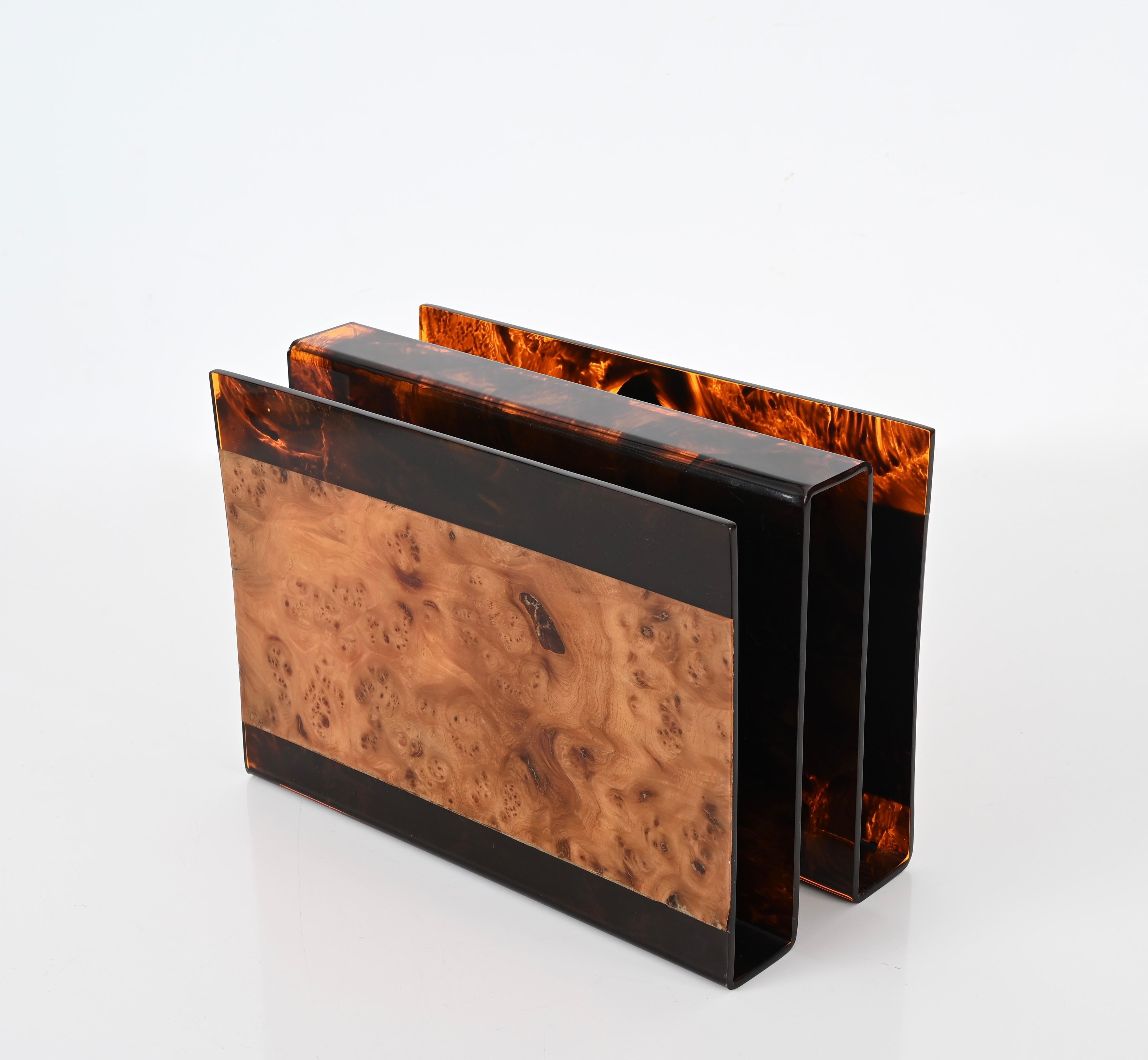 Guzzini Magazine Rack in Tortoiseshell Lucite and Briar, Italy 1970s For Sale 10