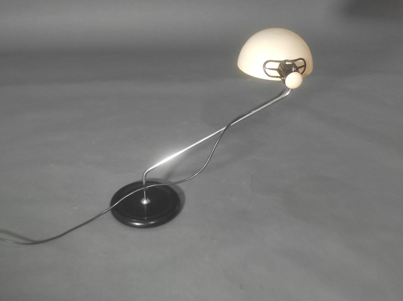 Chrome Guzzini Meblo Table Lamp By Emilio Fabio Simon Italy 1970s. For Sale
