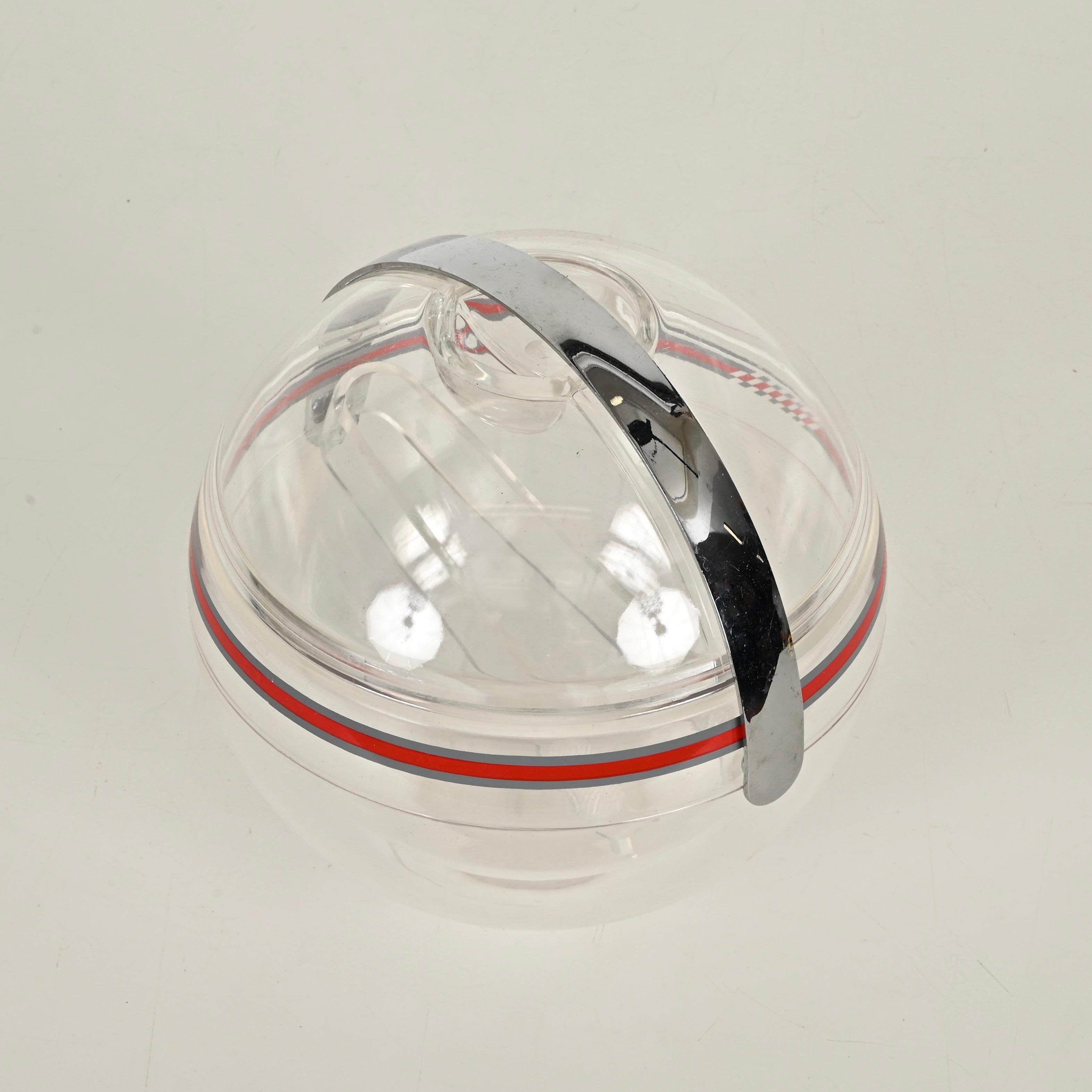 Chrome Seau à glace en plastique transparent et chrome en forme de Ball and Ball de Guzzini, Italie, années 1970 en vente