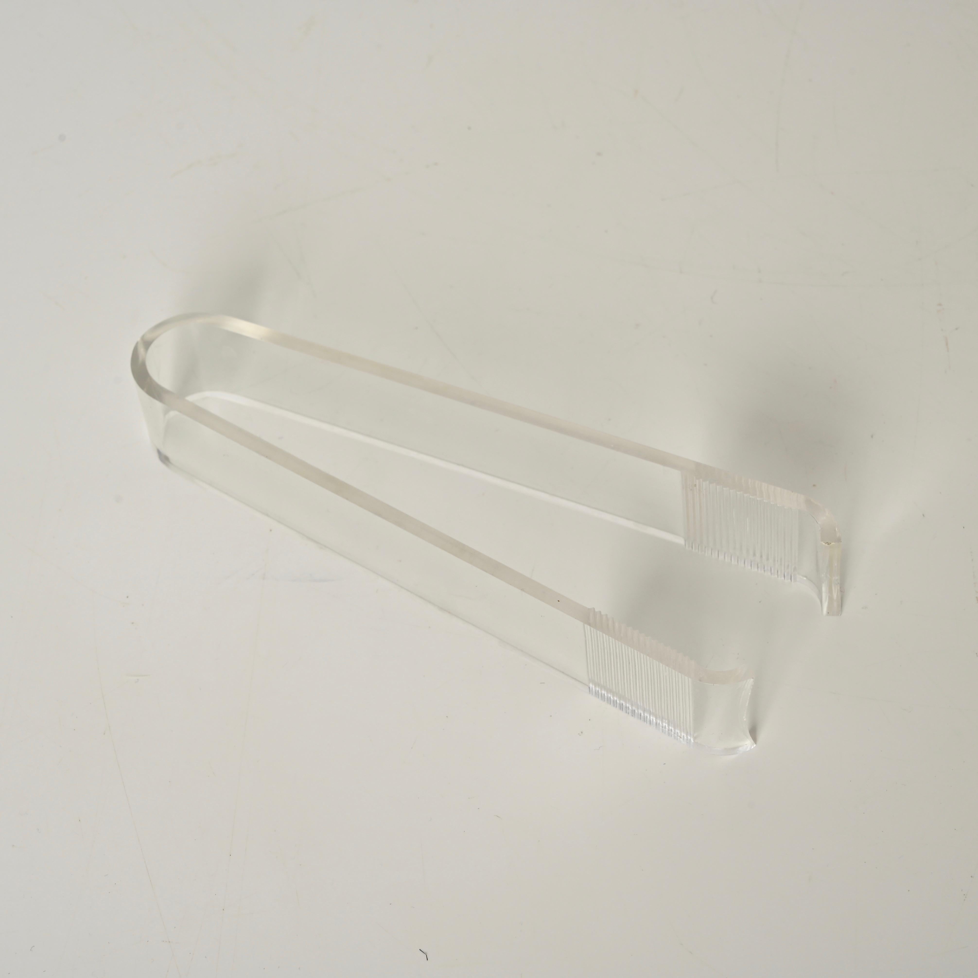 Seau à glace en plastique transparent et chrome en forme de Ball and Ball de Guzzini, Italie, années 1970 en vente 3