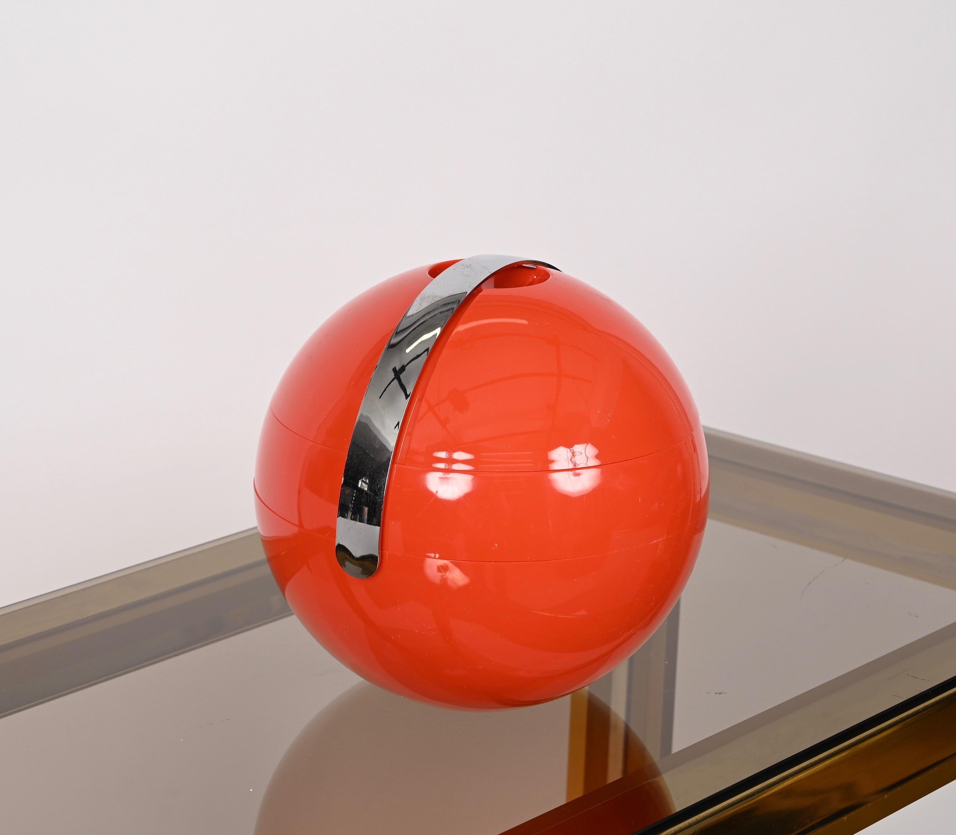 Guzzini Midcentury Orange Plastic Ball-Shaped Italian Ice Bucket, 1970s 'New' For Sale 2
