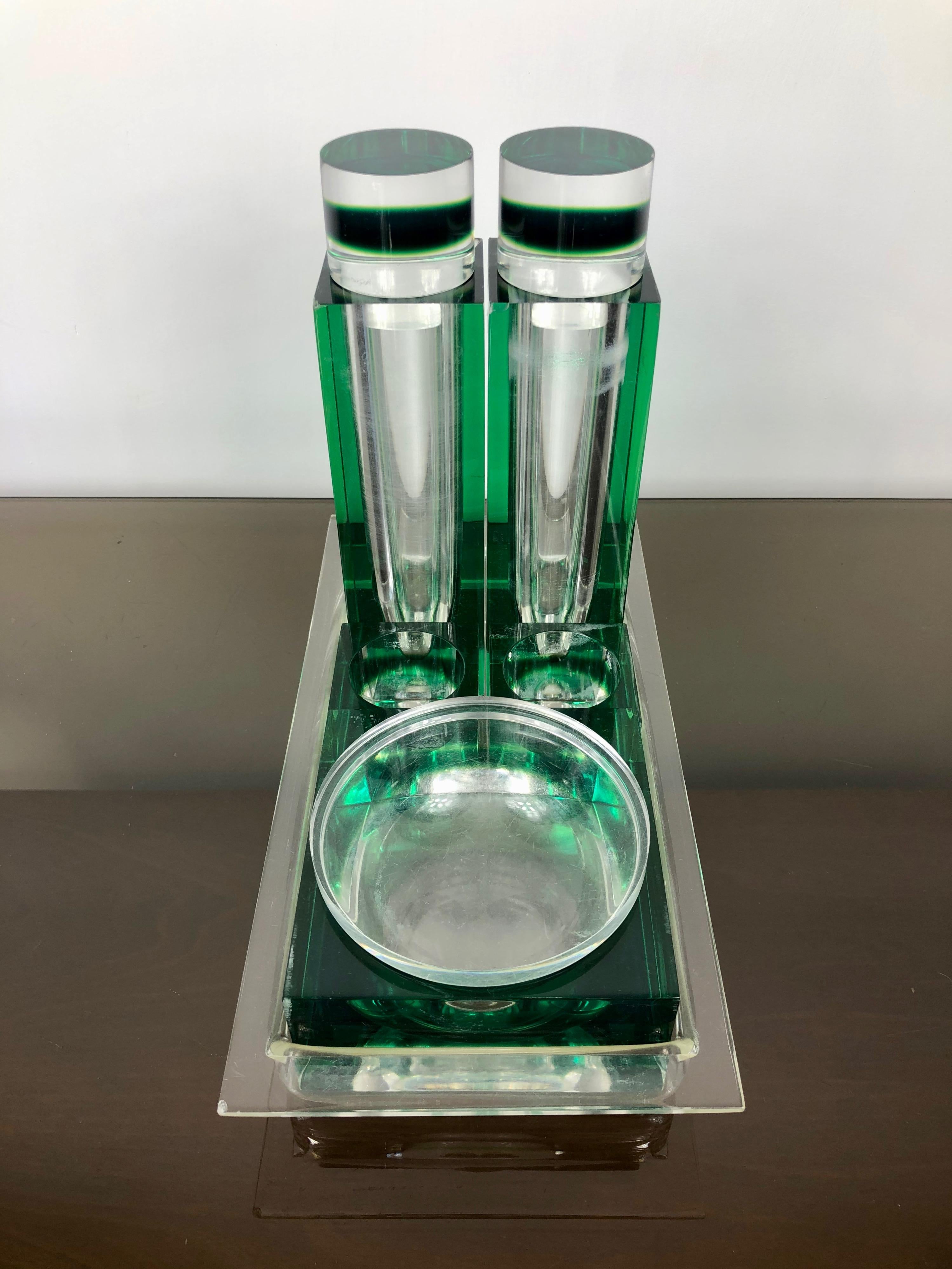 Mid-Century Modern Guzzini Salt, Pepper, Oil, Vinegard, Parmesan Green Set in Lucite, 1970s, Italy For Sale