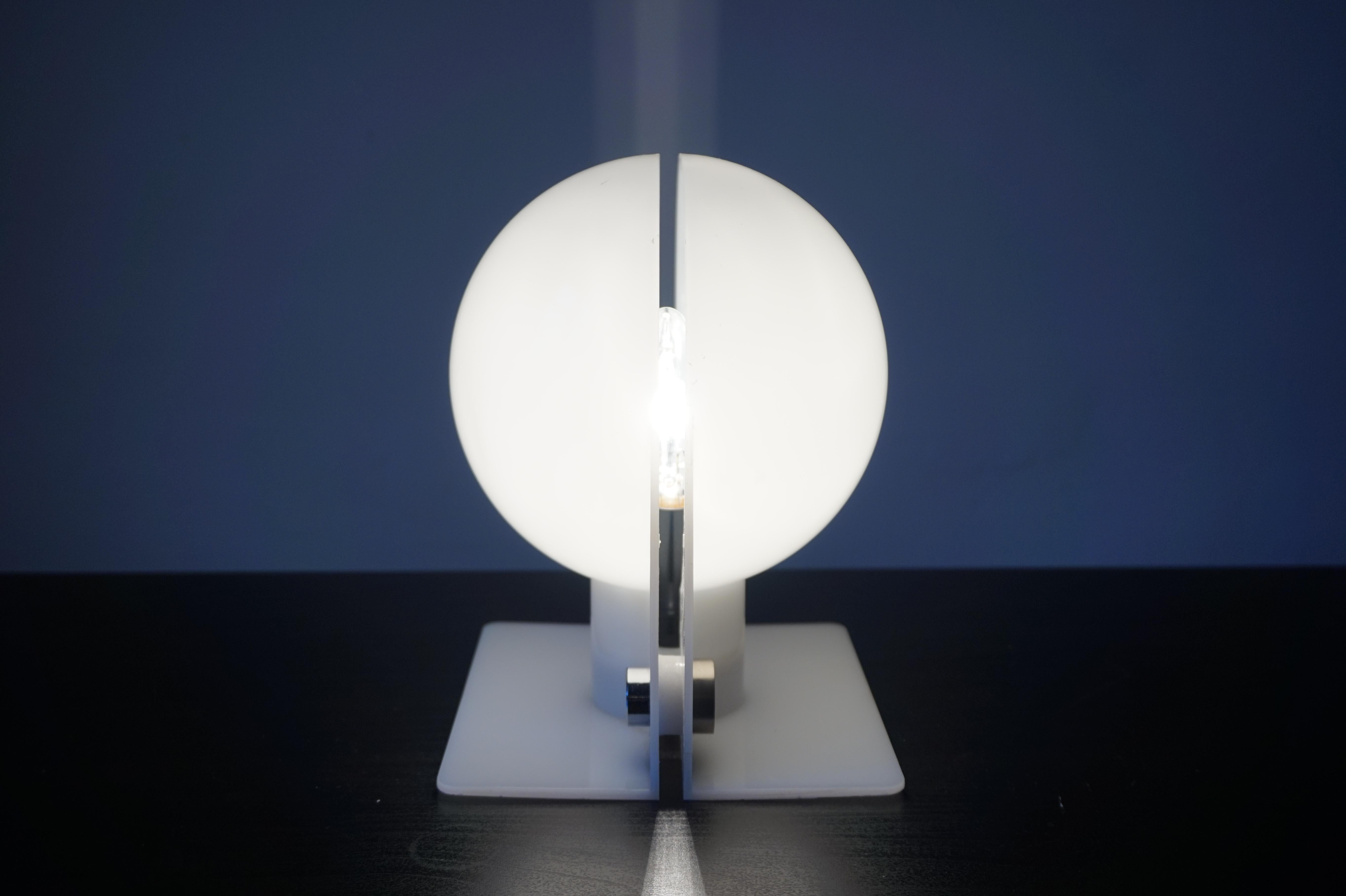 Lampe de table Guzzini Sirio par Brazzoli & Lampa Bon état - En vente à Ludwigslust, DE