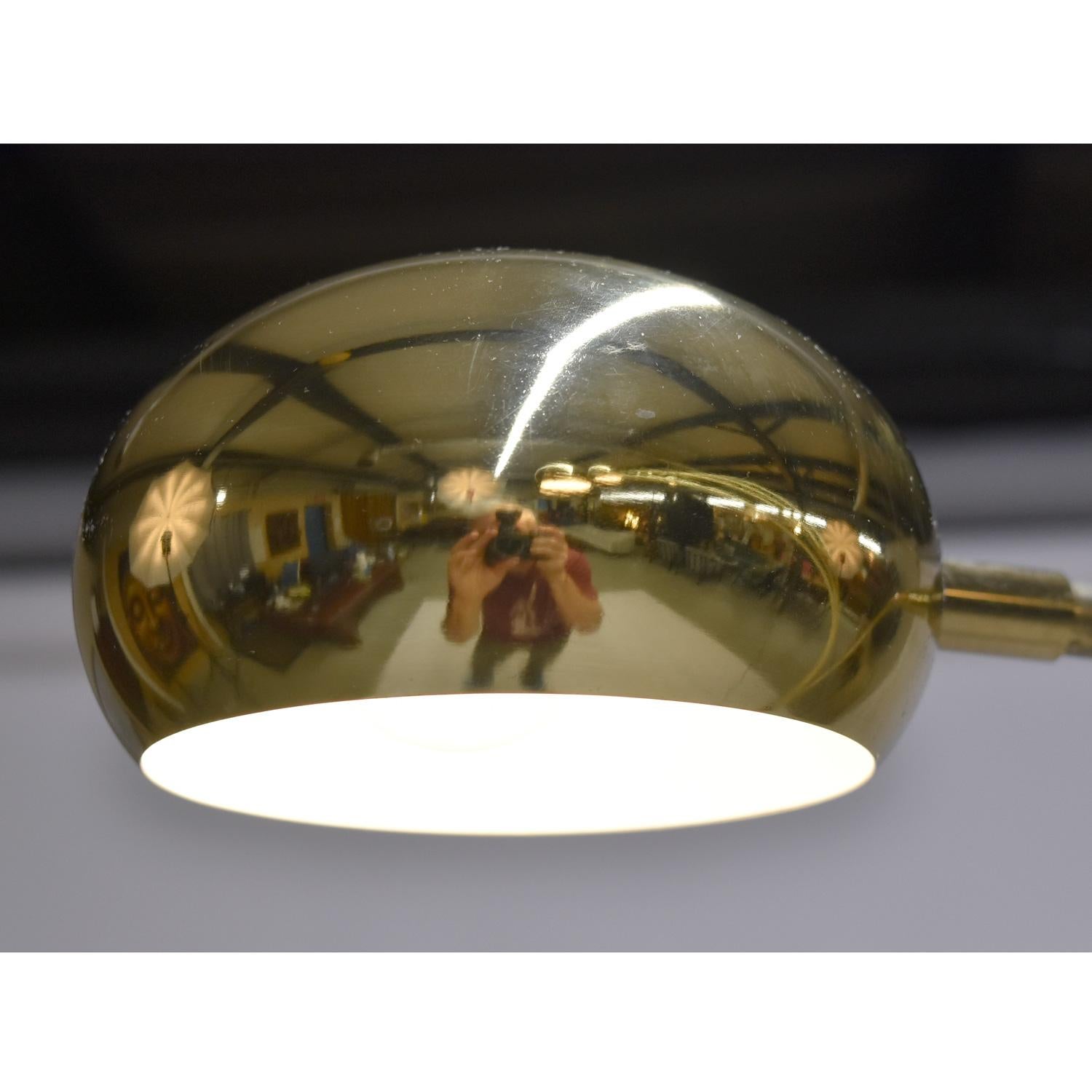 Lampada ad arco moderna a cinque teste in ottone con base in marmo, stile Guzzini anni '80 in vendita 4
