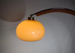 Guzzini Style Nova Lighting Mid-Century Modern Dome Shade Oak Arc Lamp, 1970s