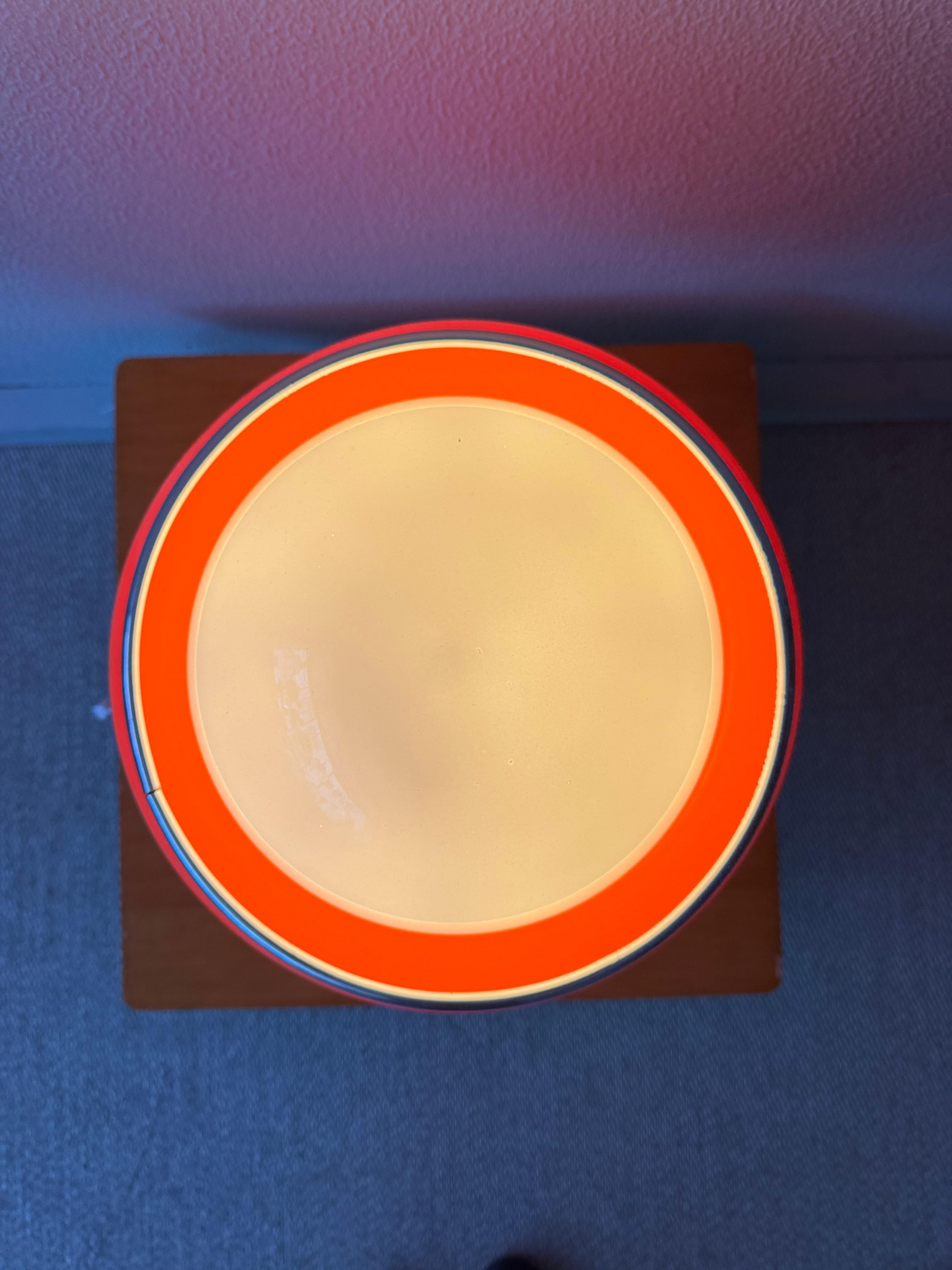 Guzzini Style Table Lamp Orange Acrylic & Opaline Glass – Italy 1970s For Sale 12