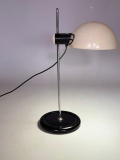 Lámpara de mesa Guzzini de Emilio Fabio Simon Italia Años 70