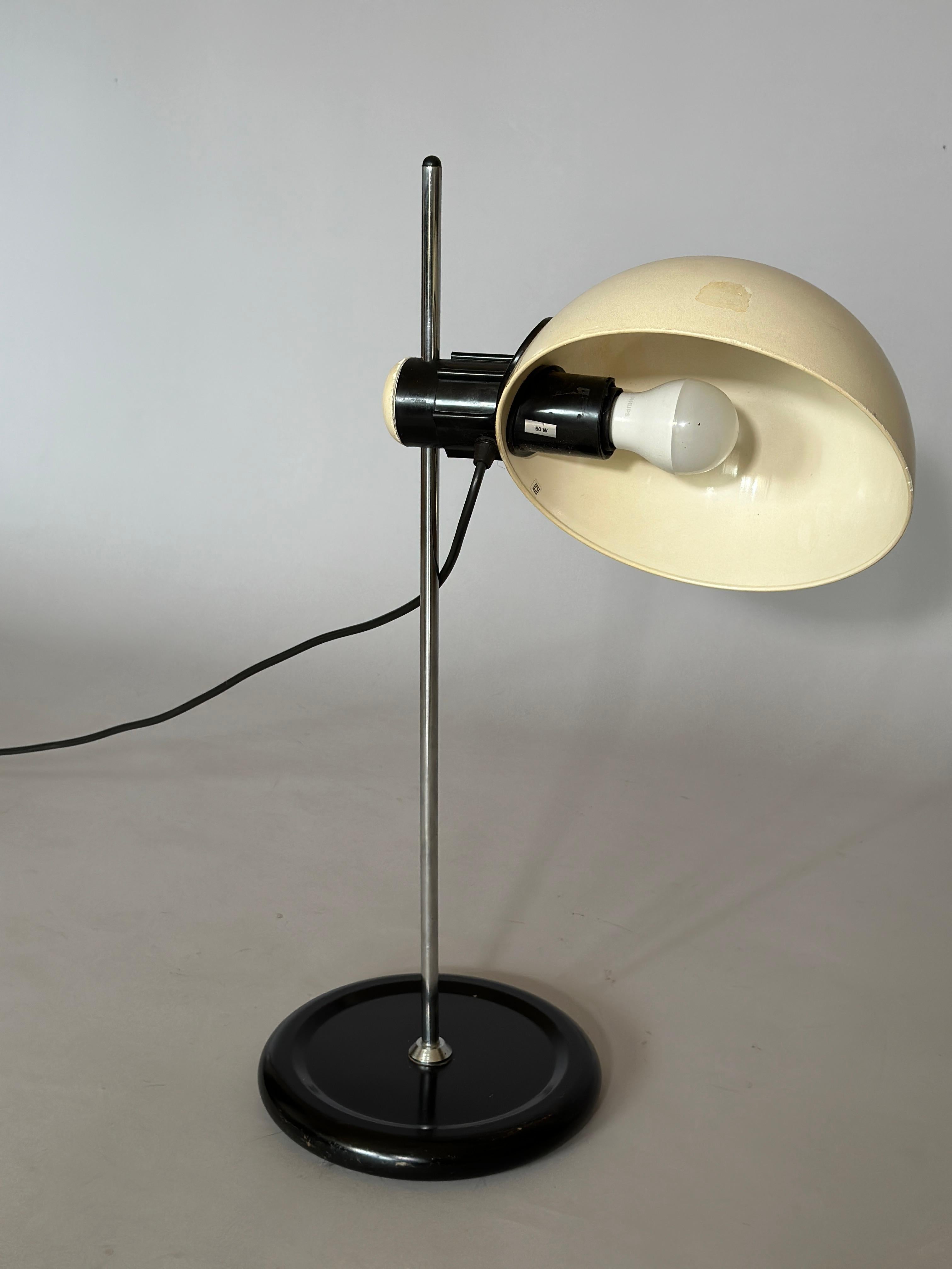 Plastic Guzzini Table Lamp By Emilio Fabio Simon Italy 1970s For Sale