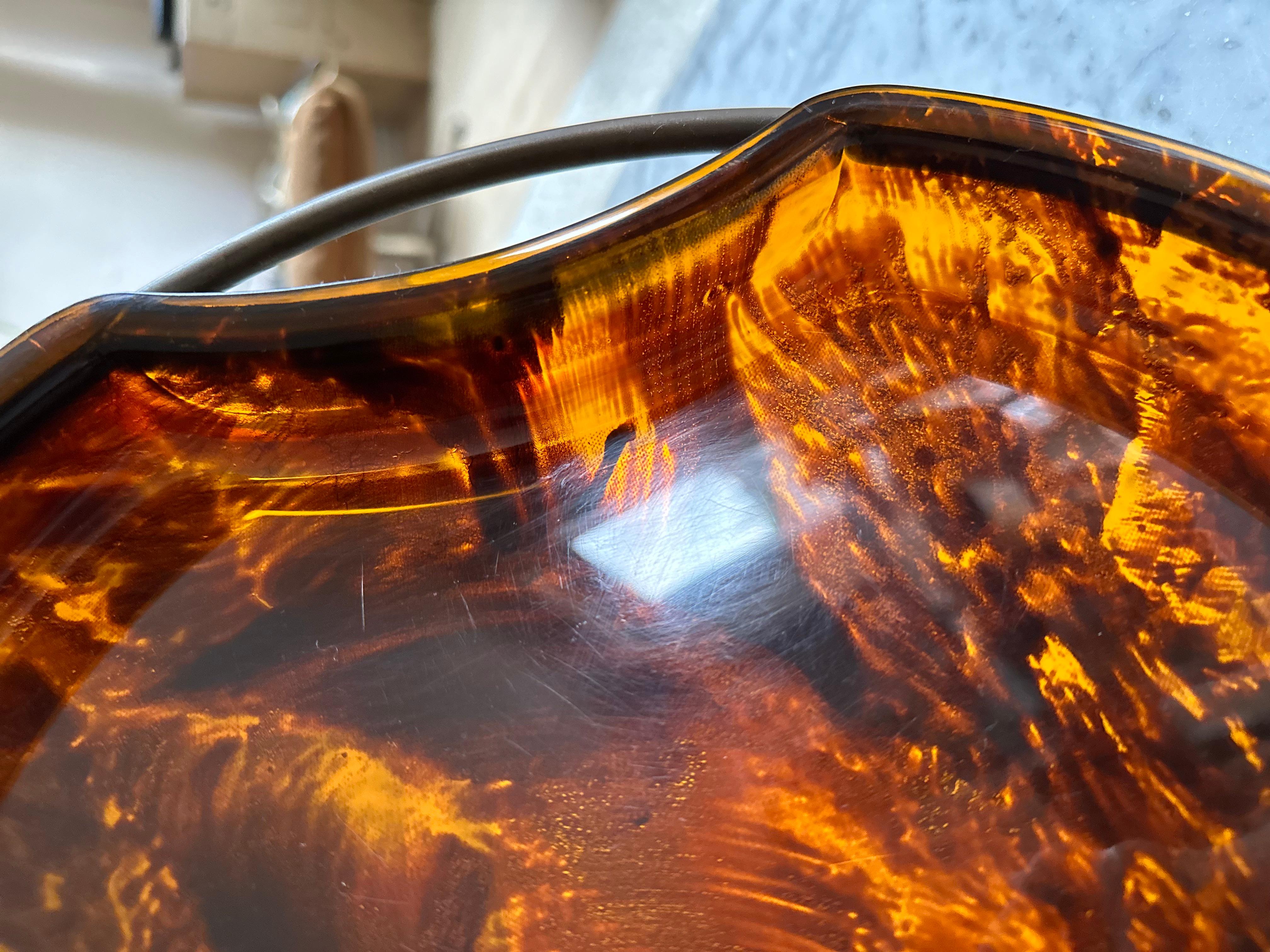  Guzzini’s Oval Lucite Serving Tray from 1970s Italy – Faux Tortoiseshell -brass For Sale 3
