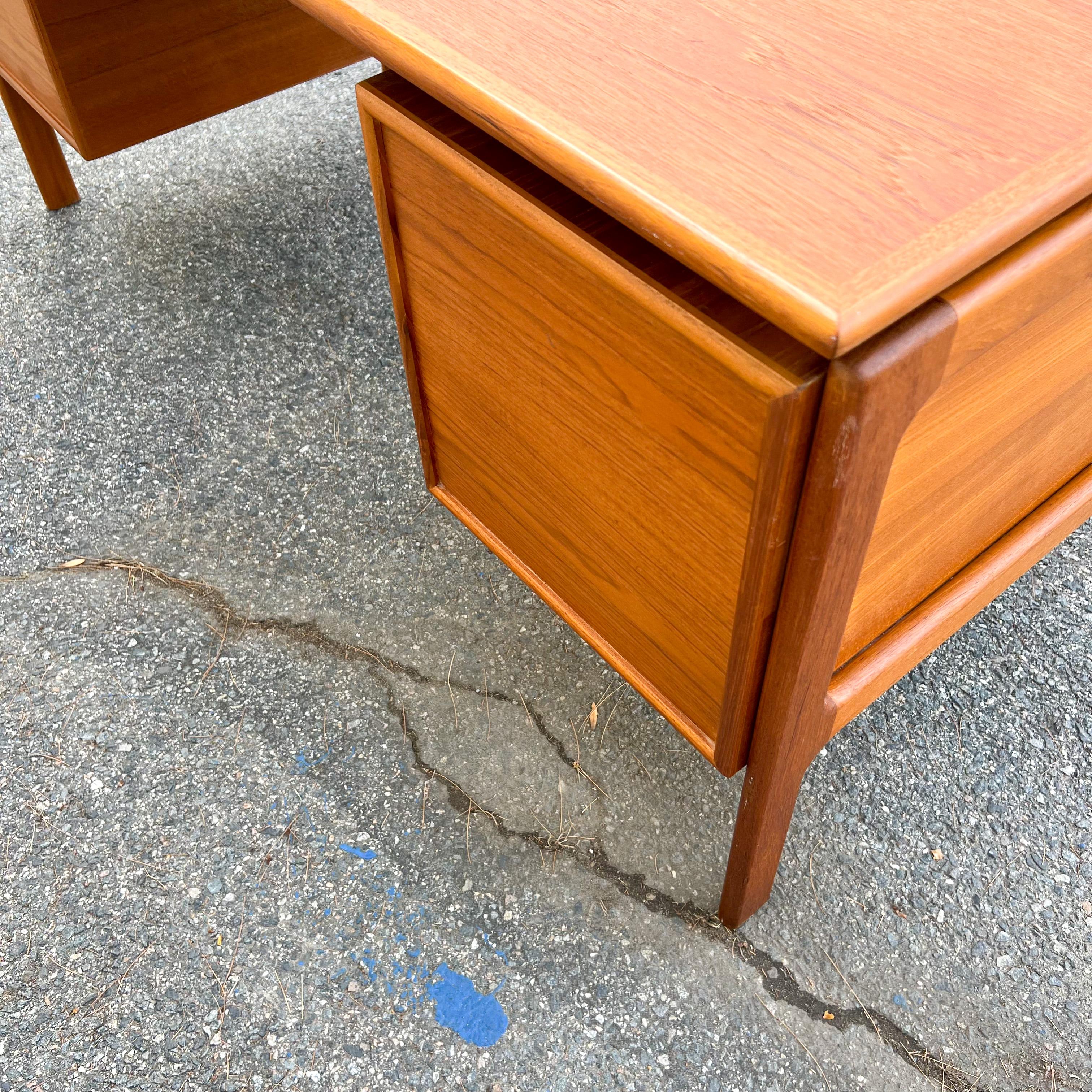 G.V. Gasvig for GV Mobler Danish Modern Floating Drawer Teak Writing Desk For Sale 4