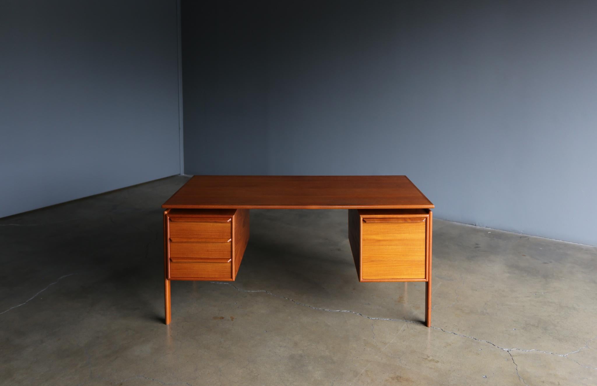 Mid-Century Modern G.V. Mobler Danish Teak Desk, circa 1965