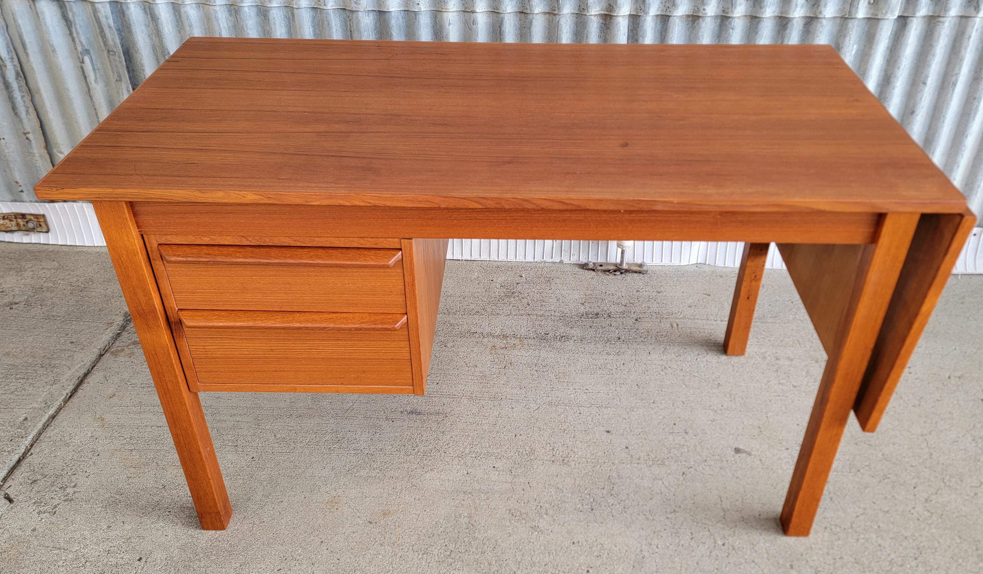 G.V. Mobler Teak Danish Modern Adjustable Desk 3