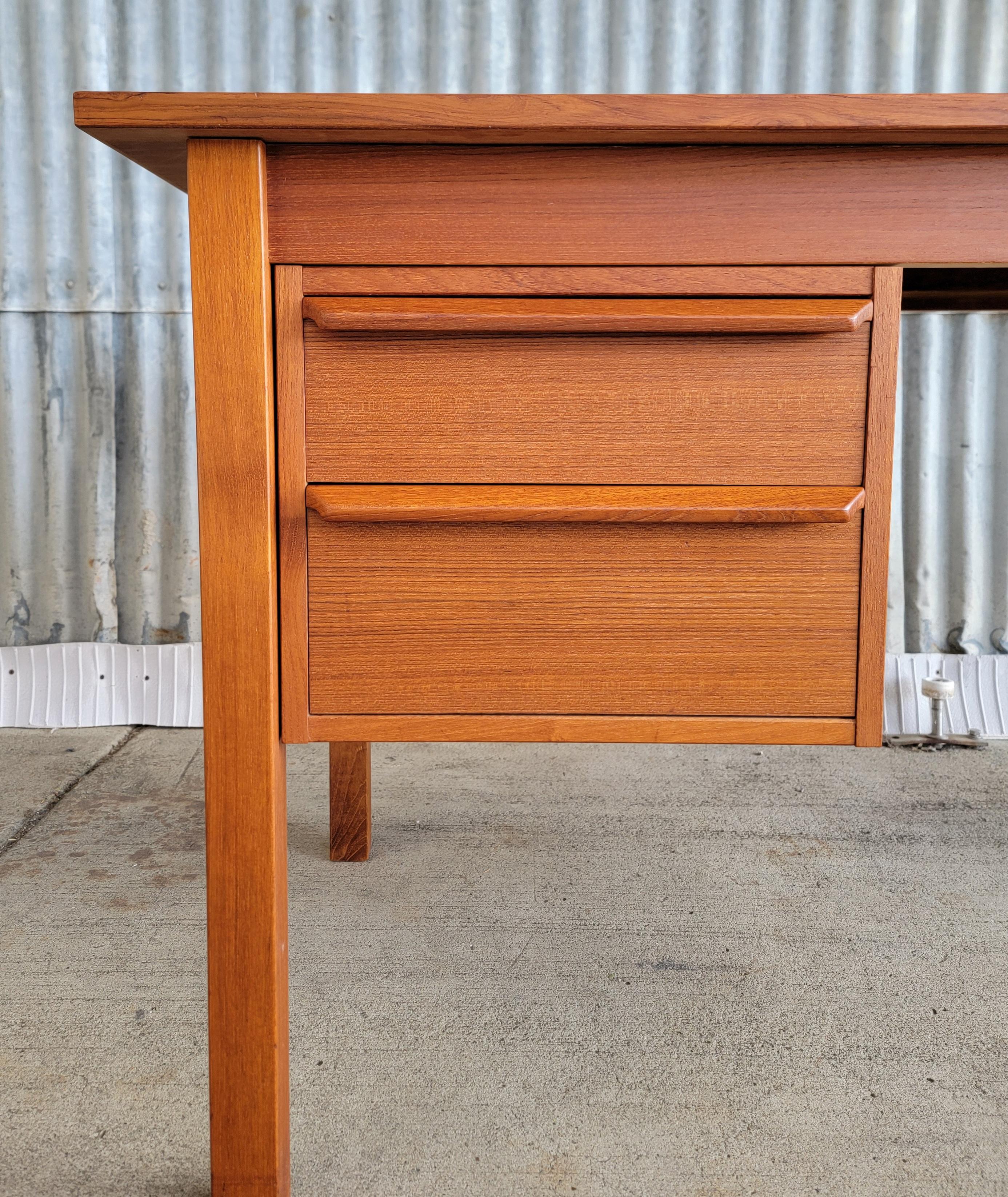 G.V. Mobler Teak Danish Modern Adjustable Desk 4