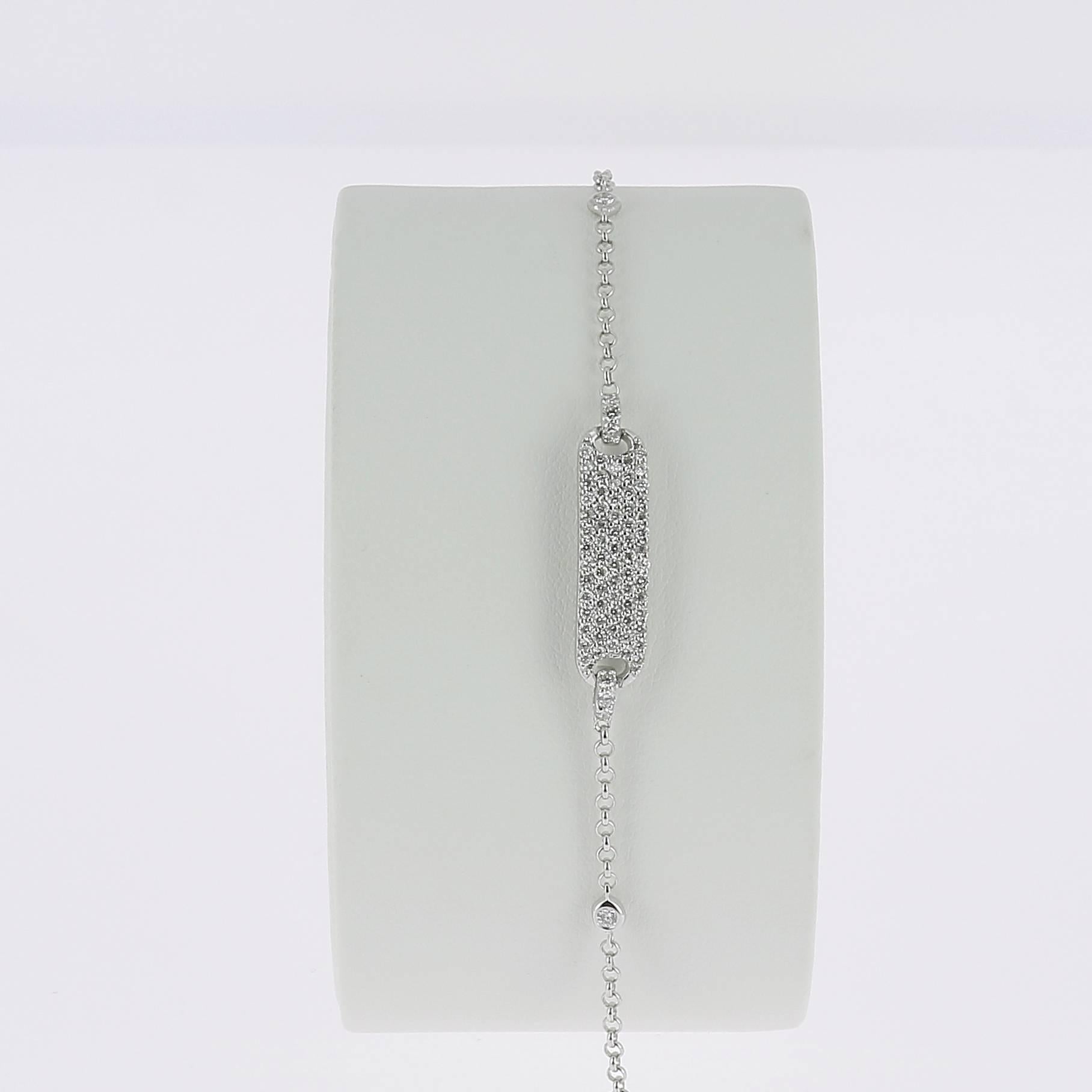 Contemporary 0.60 Carat GVS Round Diamonds Pave Bracelet /Chain Bracelet 18K White Gold For Sale