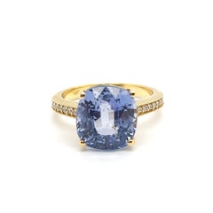 GWL Certified Blue NTE Sapphire & Diamond Cocktail Ring in 18 Karat Yellow Gold