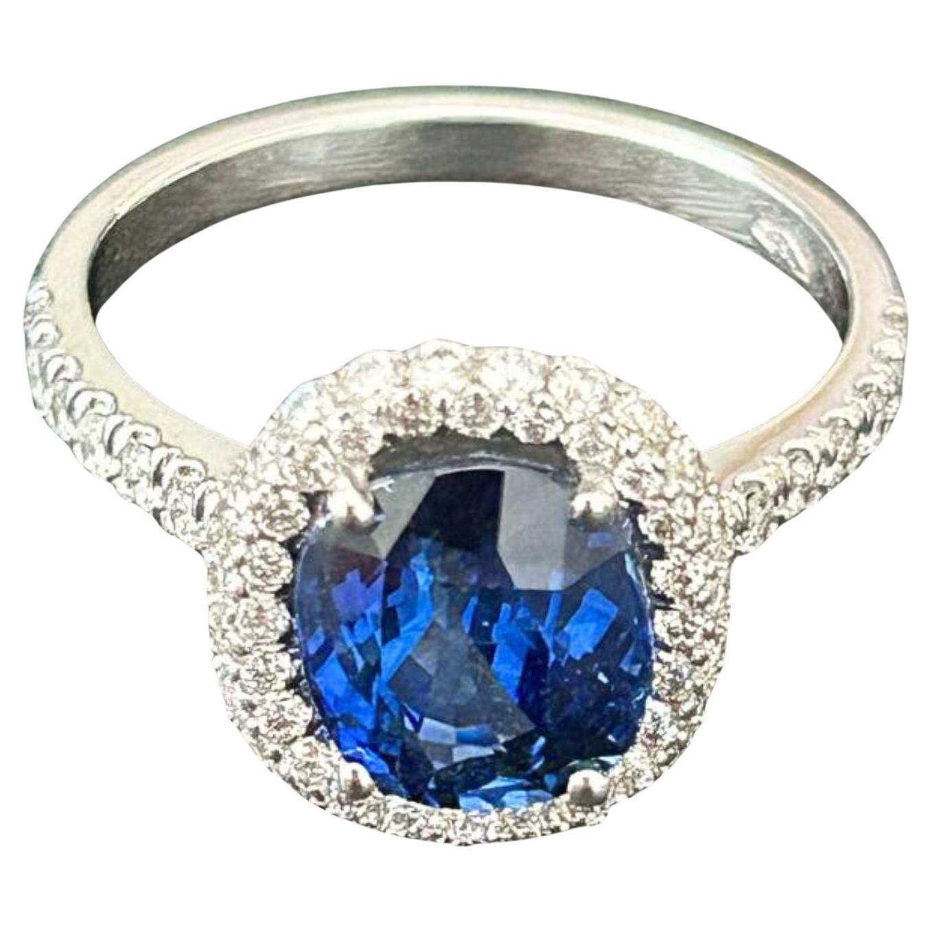 The Royal Diamond Halo Ring en or blanc 18K