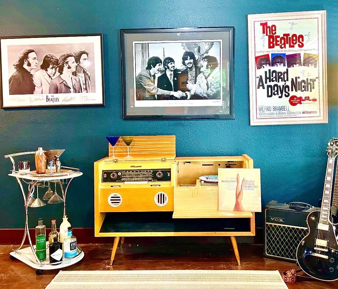 MCM Stereo Console Record Player German bar (eame lk)  In Good Condition For Sale In Madison, WI