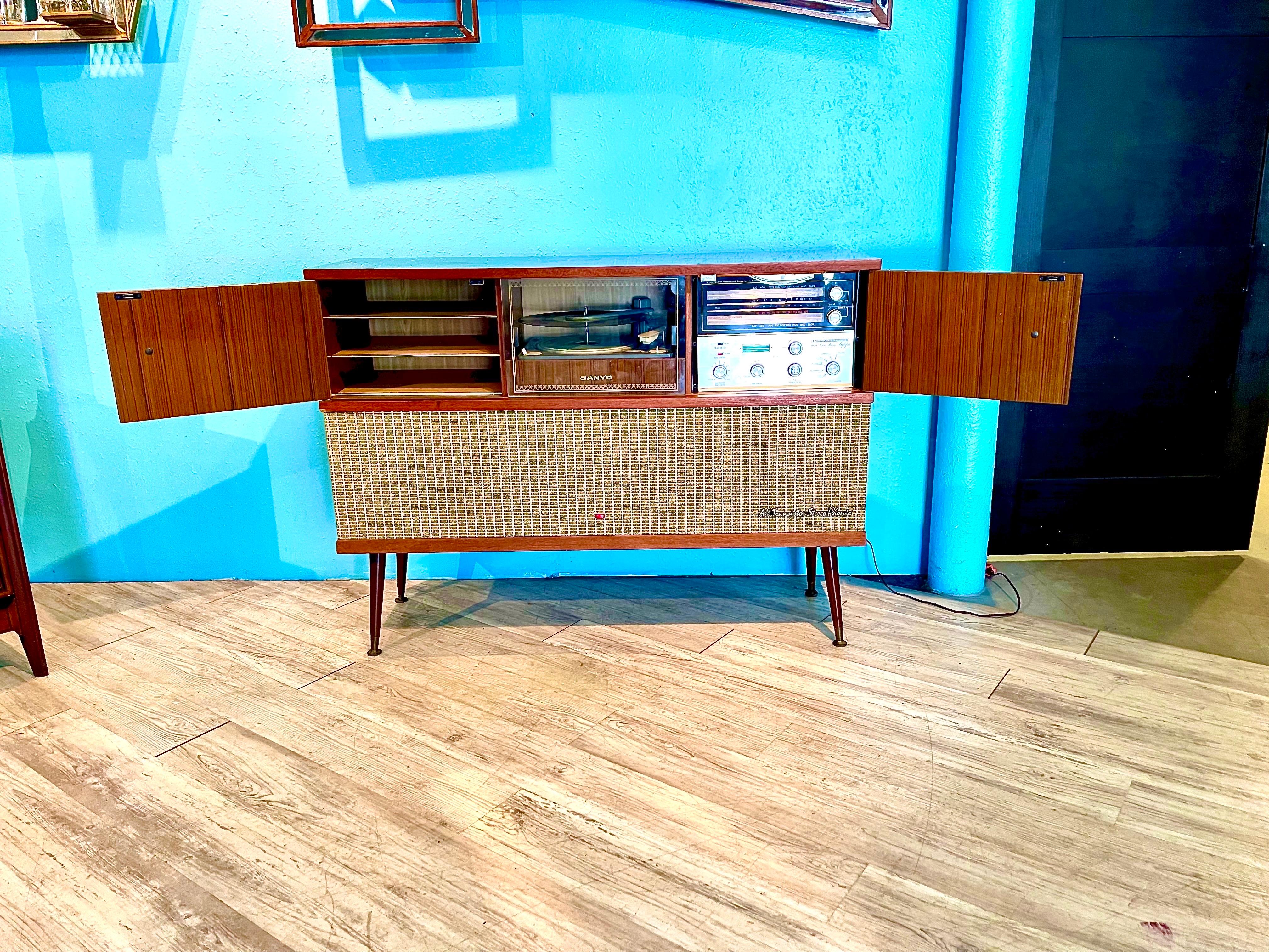 Mid-20th Century Gws239 Mid-Century Modern Stereo Console Cabinet Record Player Refurbished