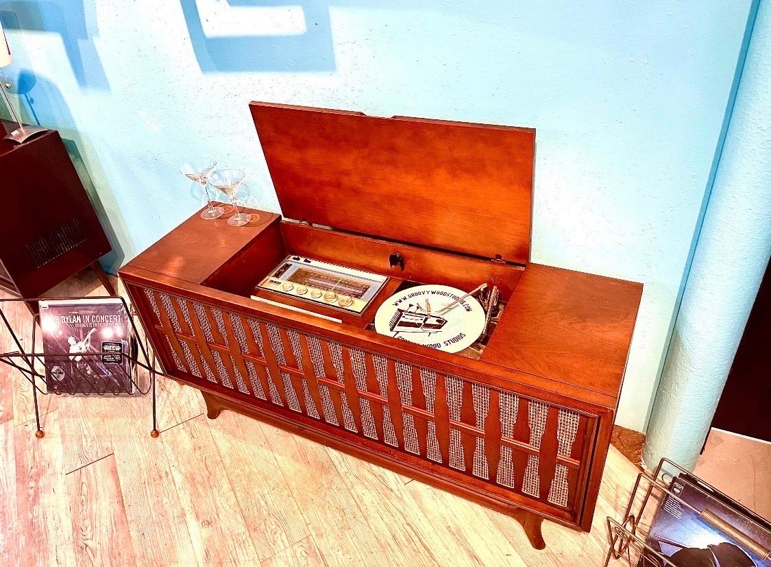 refurbished record player cabinet