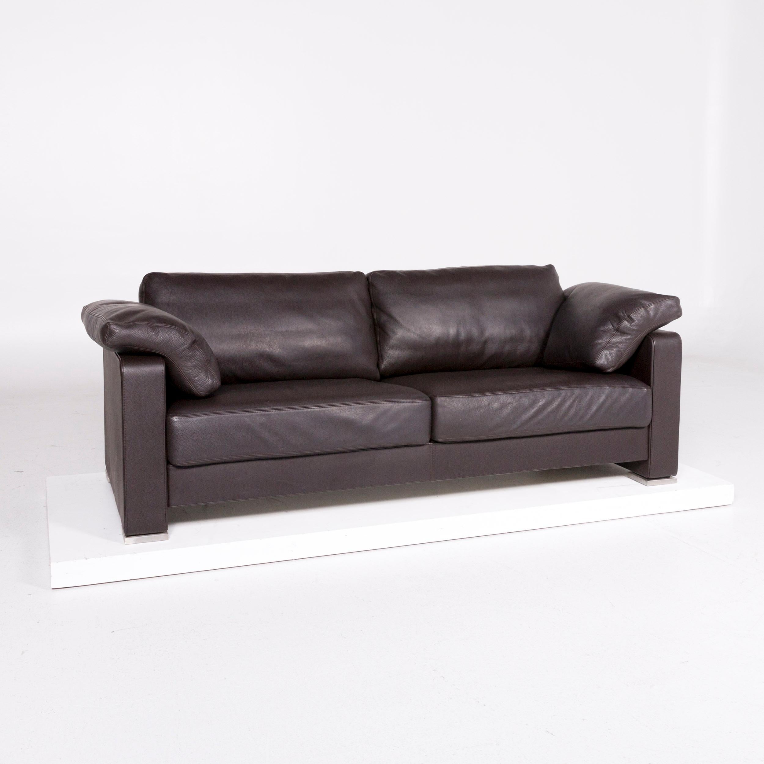We bring to you a Gyform Composit A Divano 206 leather sofa set brown dark brown 2x two-seat.
 
 
 Product measurements in centimeters:
 
 Depth 89
Width 210
Height 81
Seat-height 52
Rest-height 74
Seat-depth 52
Seat-width