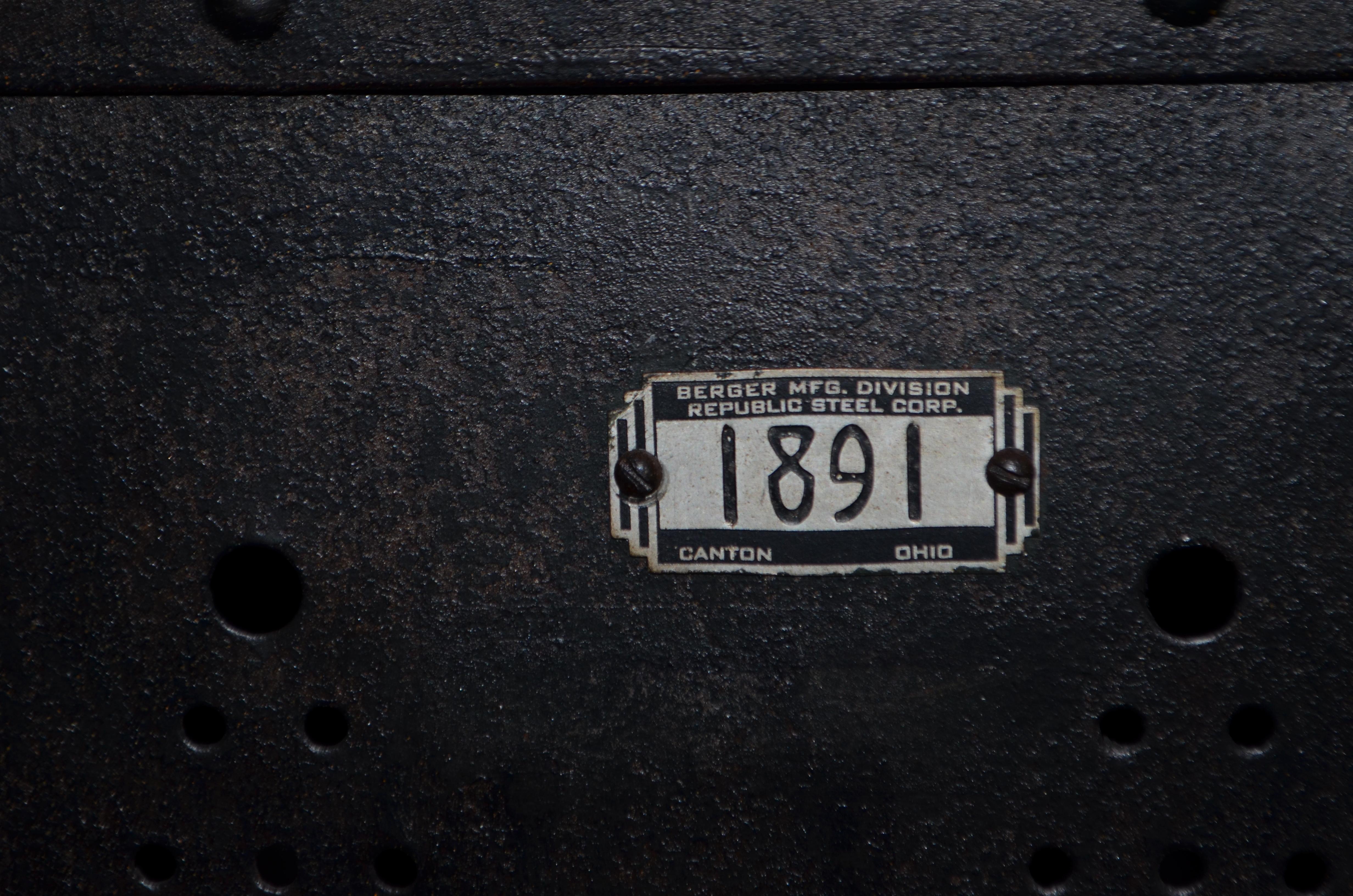 Gym Locker of Vintage Industrial Black Steel from GM Factory, Detroit (Stahl)