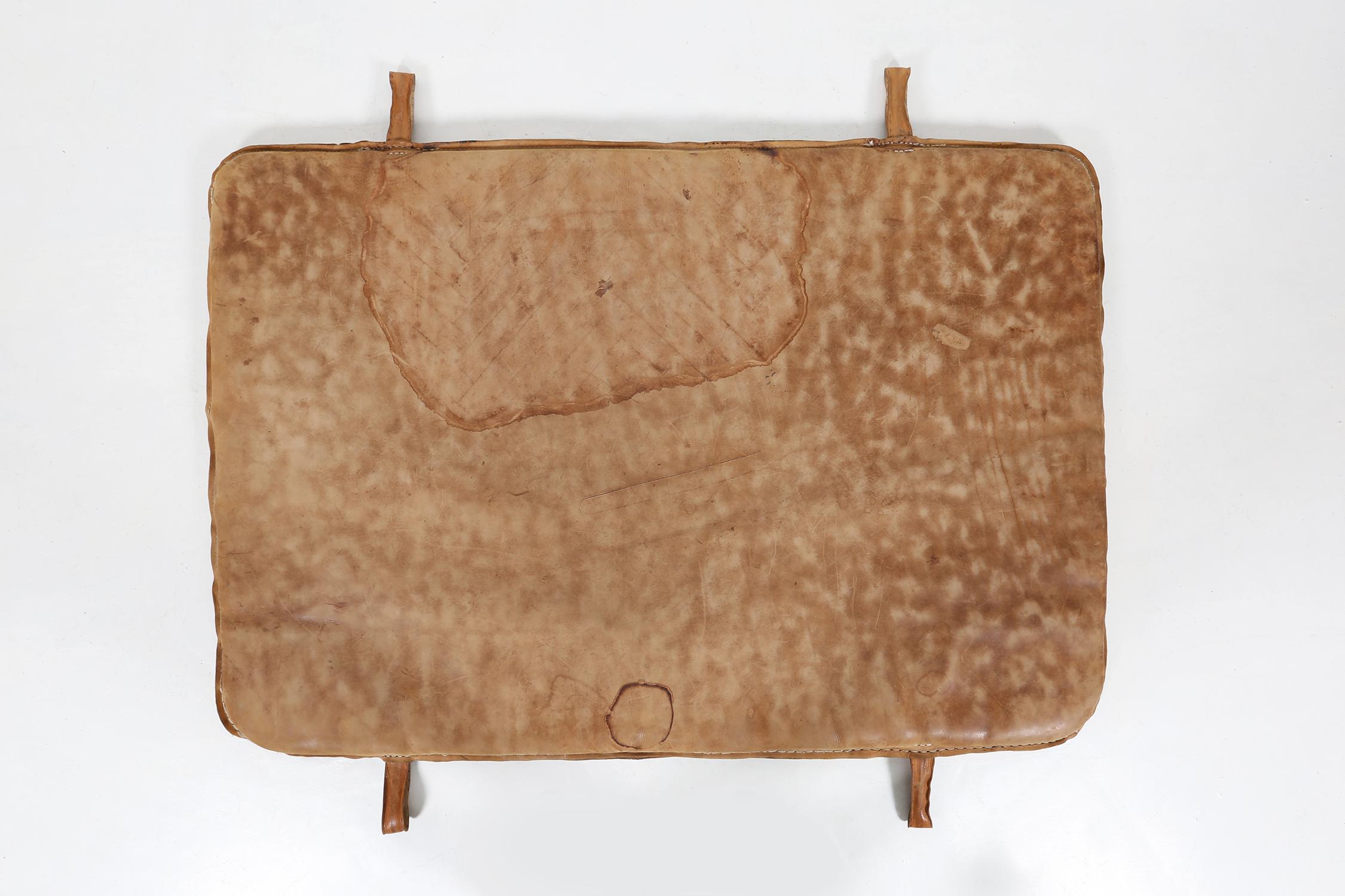 Gym mat in brown cow leather with nice patina, Belgium, 1930s For Sale 1