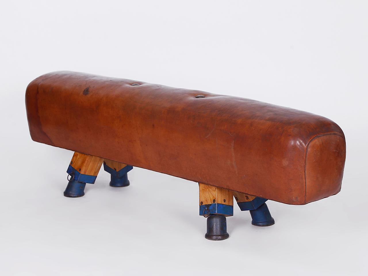 Gymnastic Leather Pommel Horse Bench Long Top, 1930s In Good Condition For Sale In Wien, AT