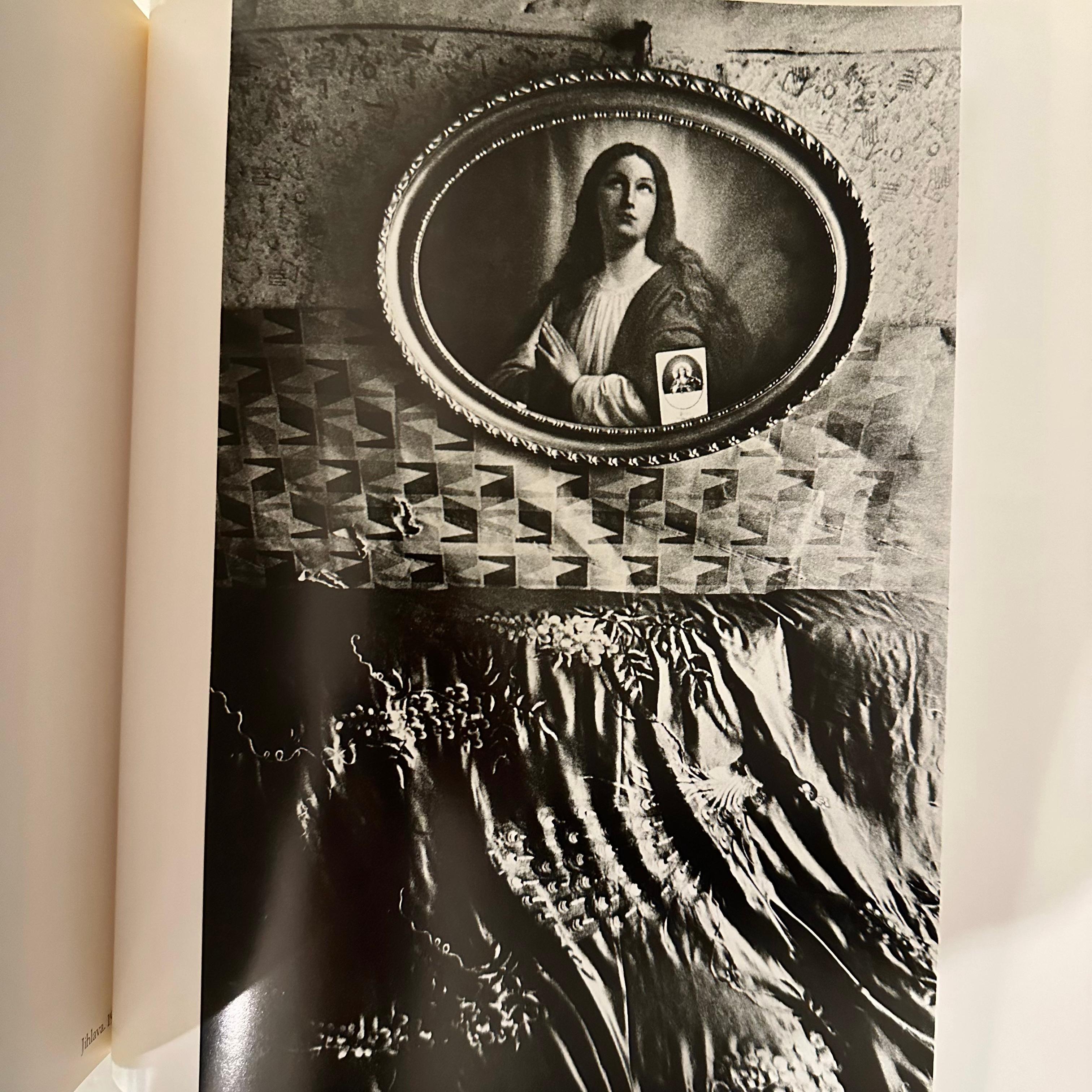 GYPSIES - Josef Koudelka - 1ère édition américaine, New York, 1975 en vente 4