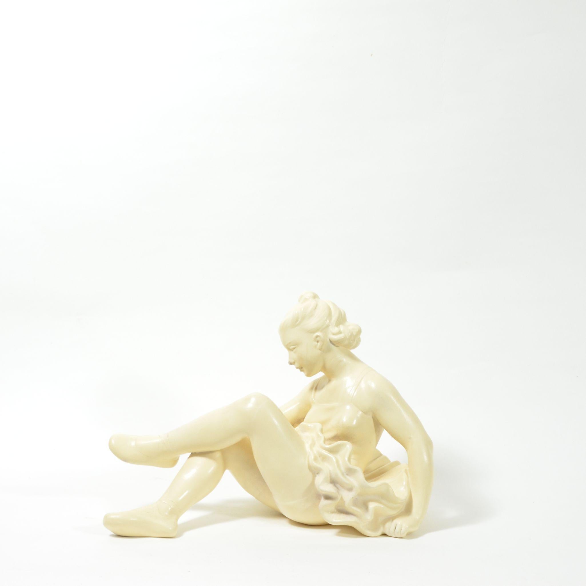 Mid-20th Century Gypsum Ballet-Dancer Statue, Czechoslovakia, 1960s For Sale