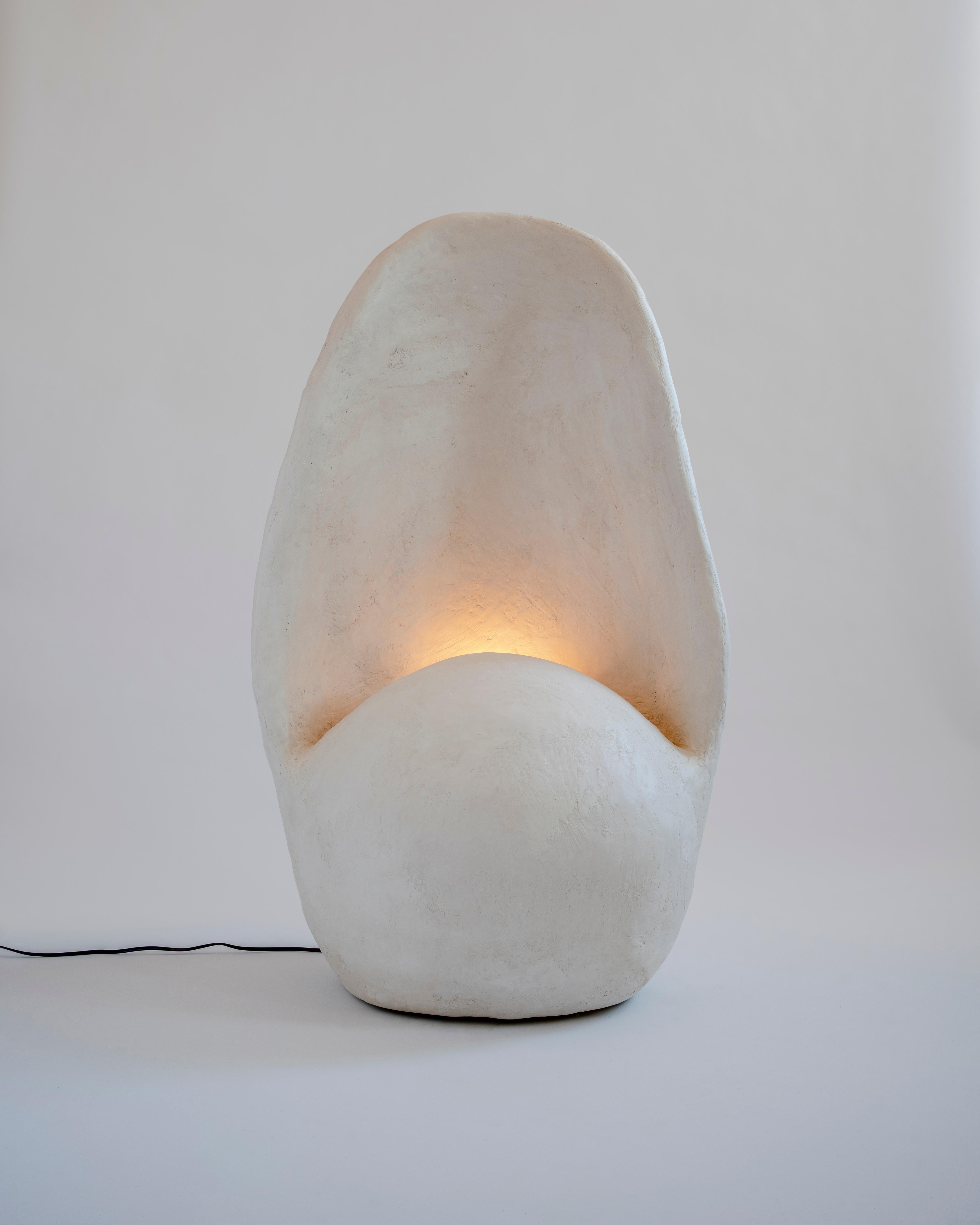 XXIe siècle et contemporain Lampadaire Contemporary en Gypse White, Handcraft by Mike Ruiz Serra en vente