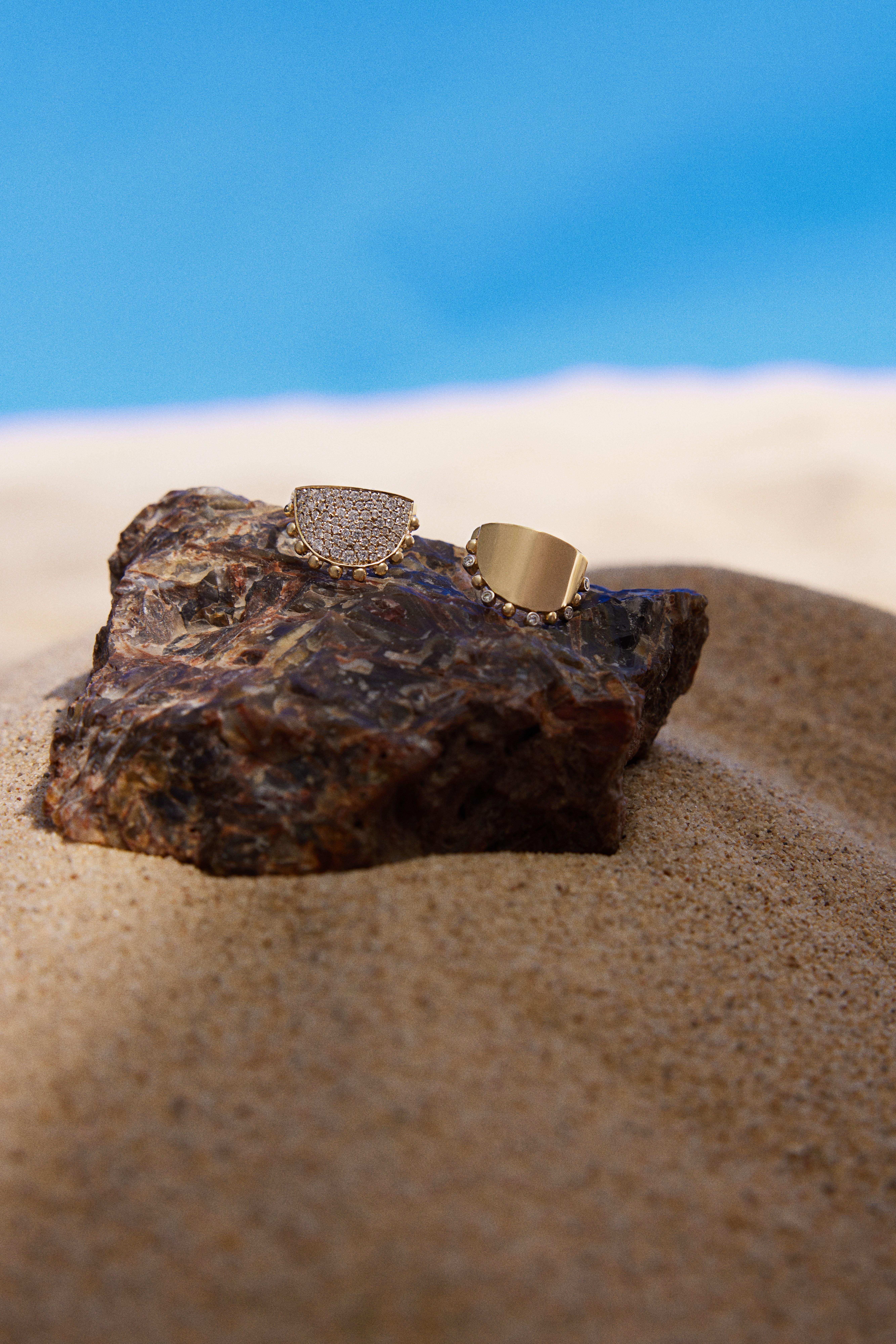 Brilliant Cut Gypsy Half Band Ring in 14k Gold with 0.90 ct Diamond For Sale