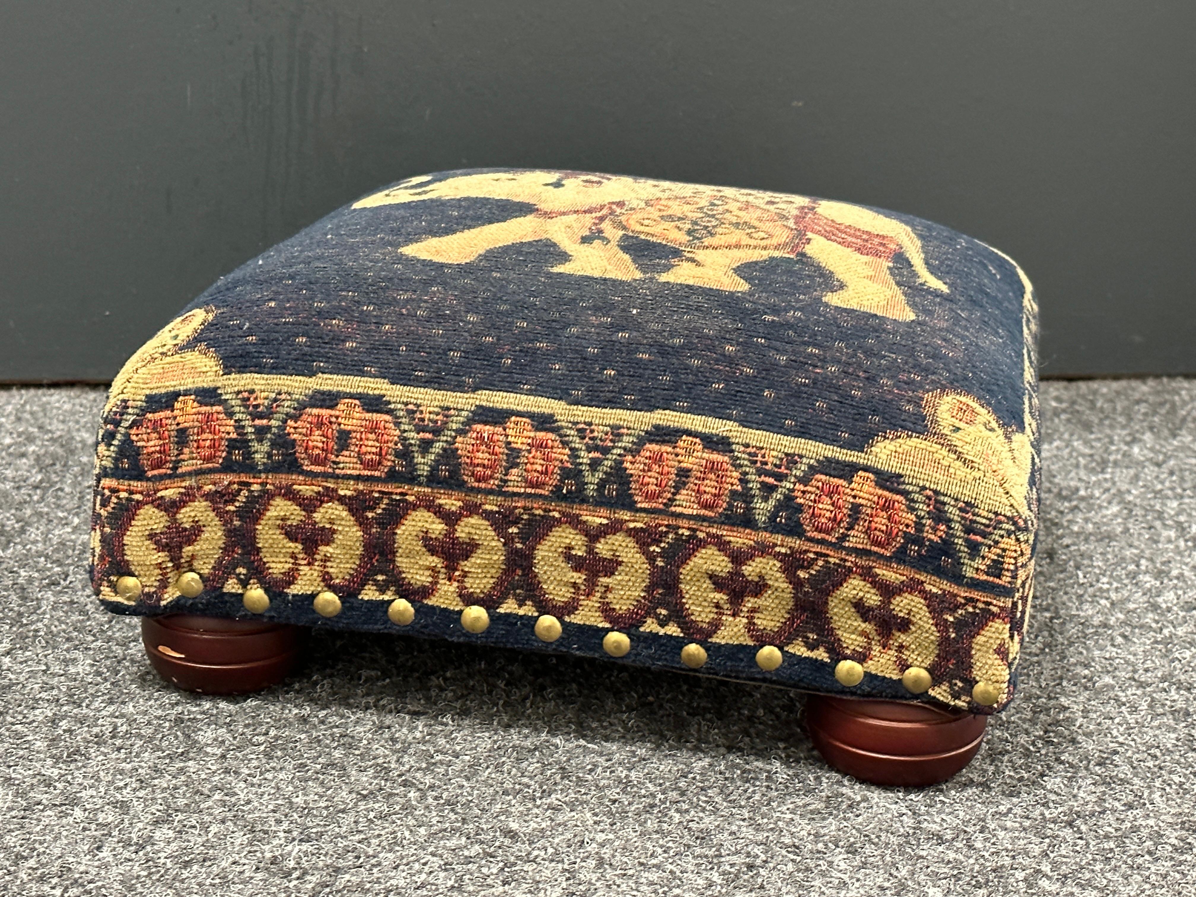 Gypsy Oriental Rug Covered Foot Rest Footstool Vintage, 1970s For Sale 4